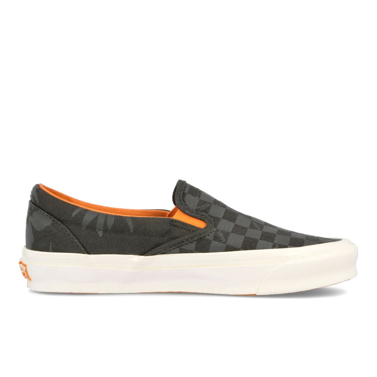Vans OG Classic Slip-On Sneaker Detail view 2 | Gate