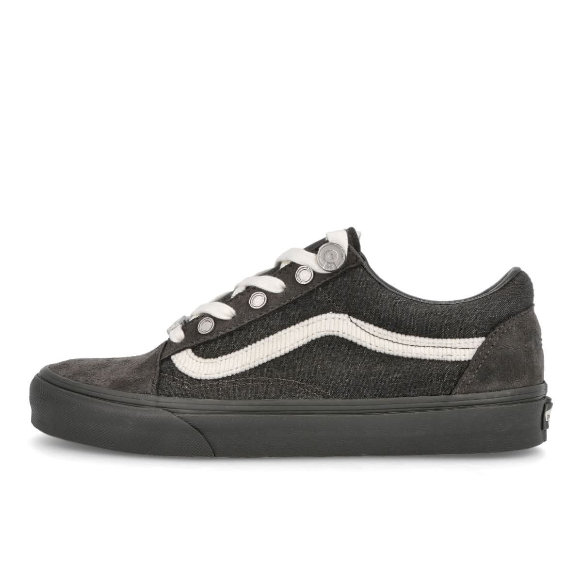 Vans UA Old Skool Black Sneaker Detail view 1 | Gate