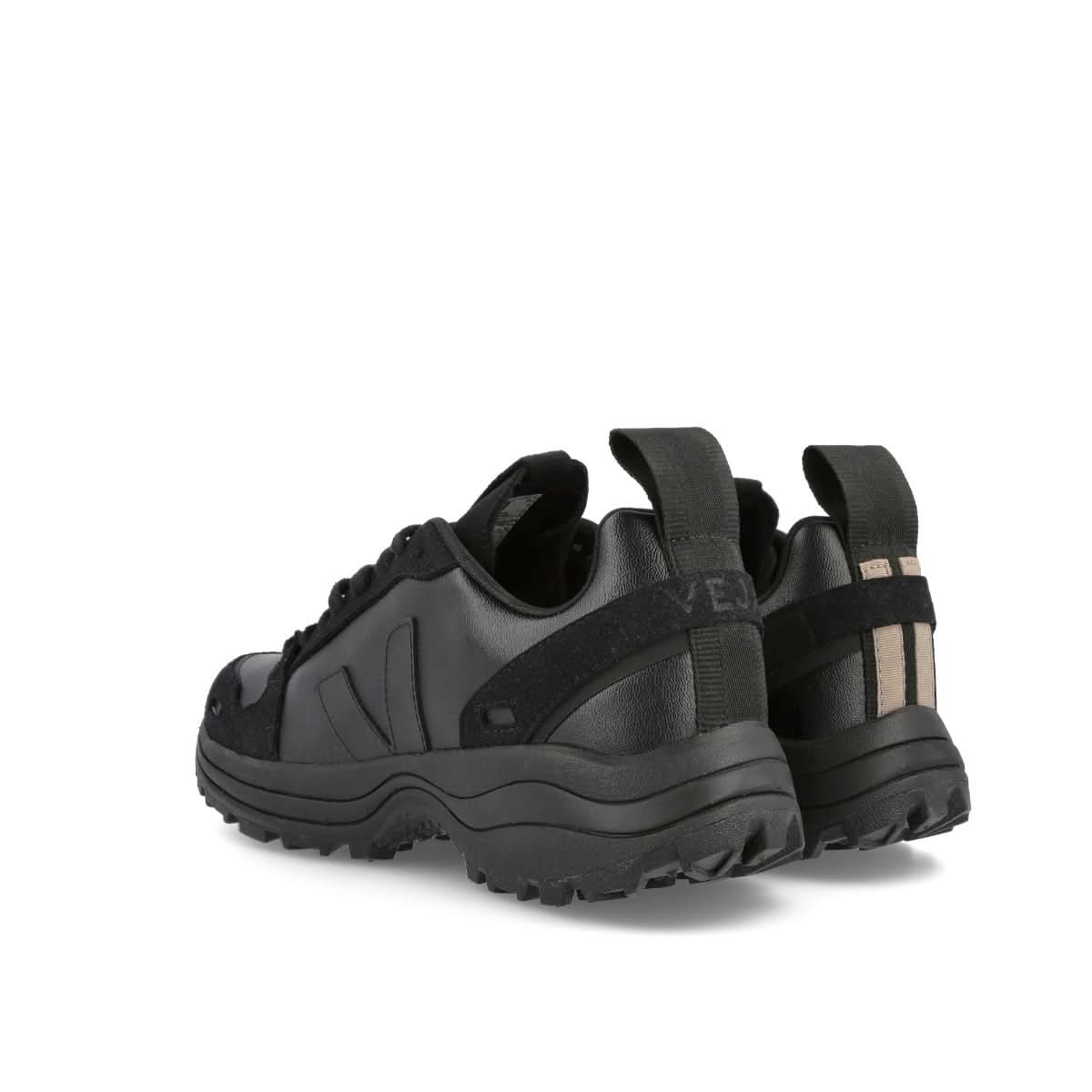 Veja Hiking Style CWL Black Sneaker Detail view 3 | Gate