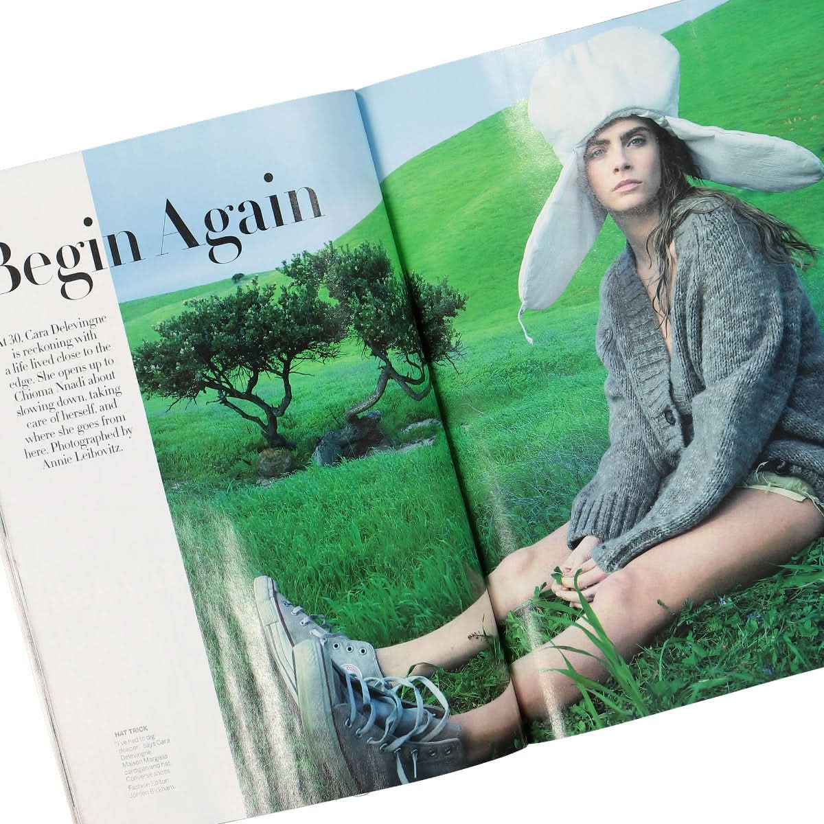 Vogue Magazine April 2023  Detail view 3 | Gate