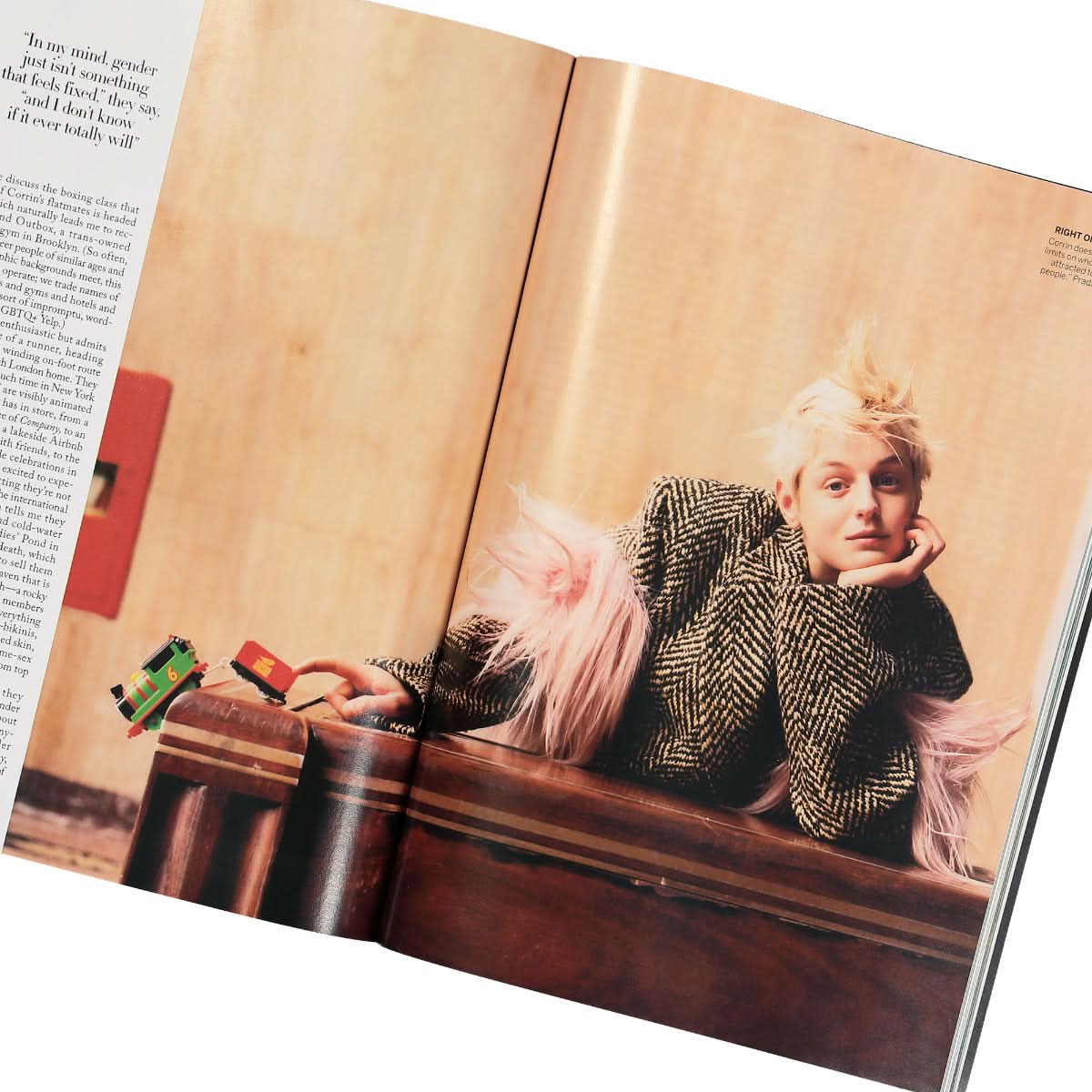 Vogue Magazine Multicolor Detail view 4 | Gate