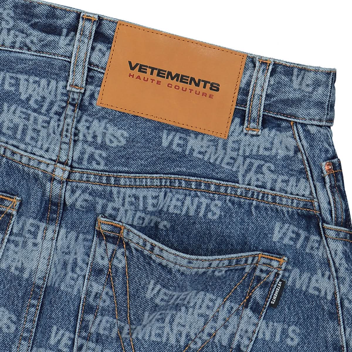 VETEMENTS Stamped Logo Cut-Up Denim Mini Skirt Blue Detail view 5 | Gate