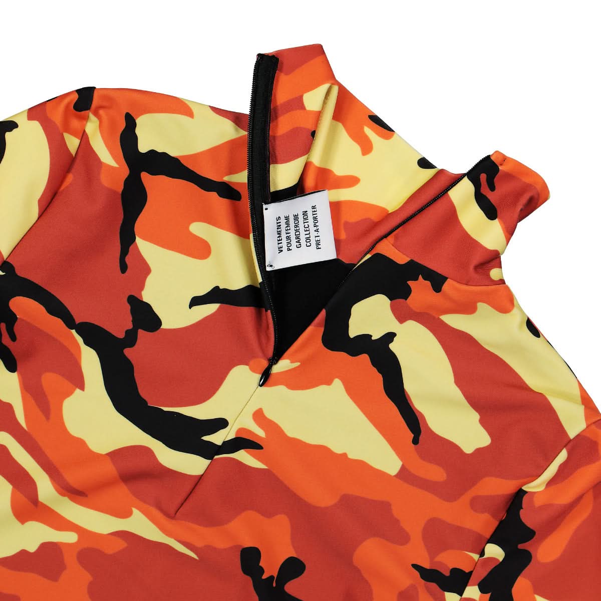 VETEMENTS Camo Styling Dress With Gloves Multicolor Detail view 4 | Gate