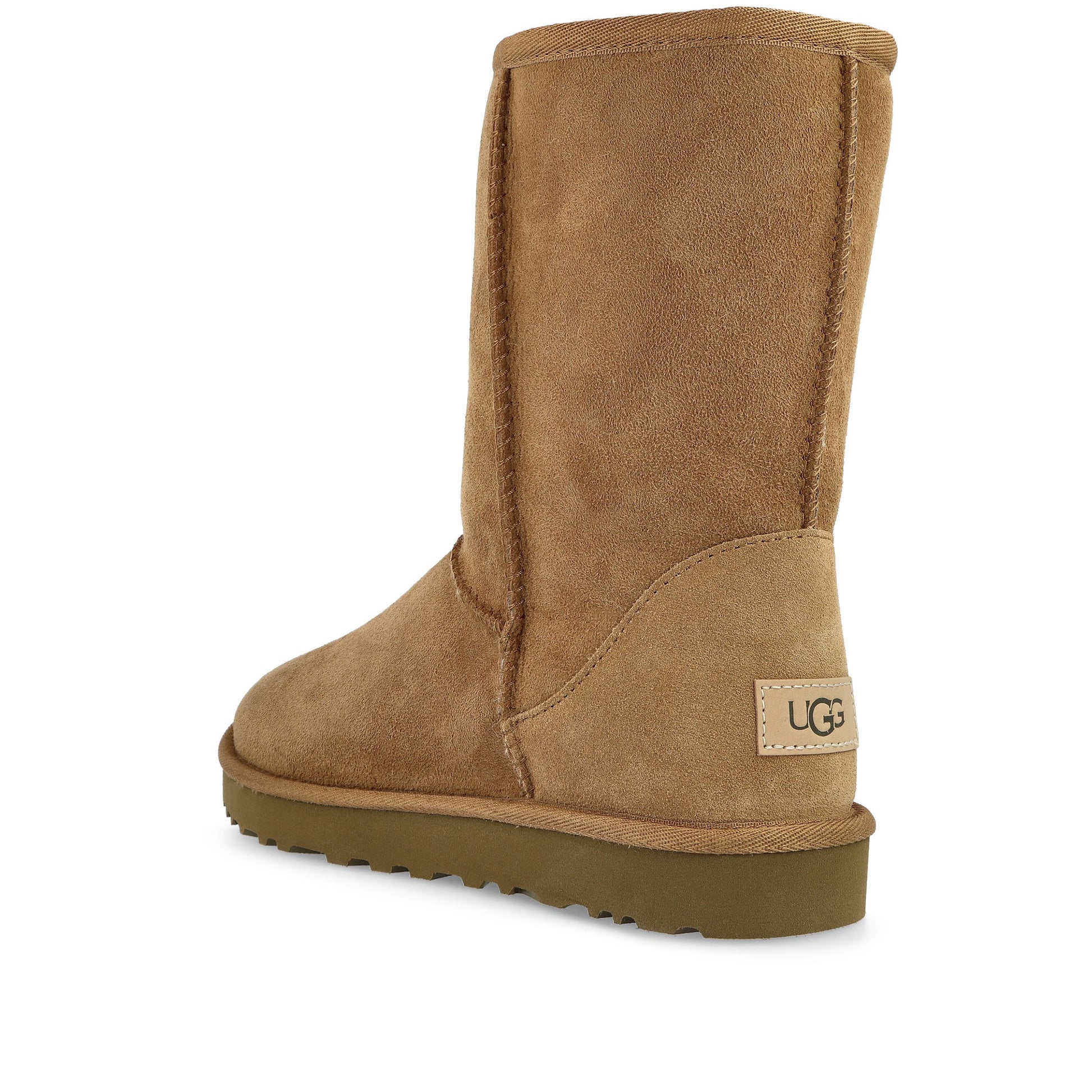 UGG W Classic Short II Chestnut Boots 1016223-CHE Detail View 3 | GATE
