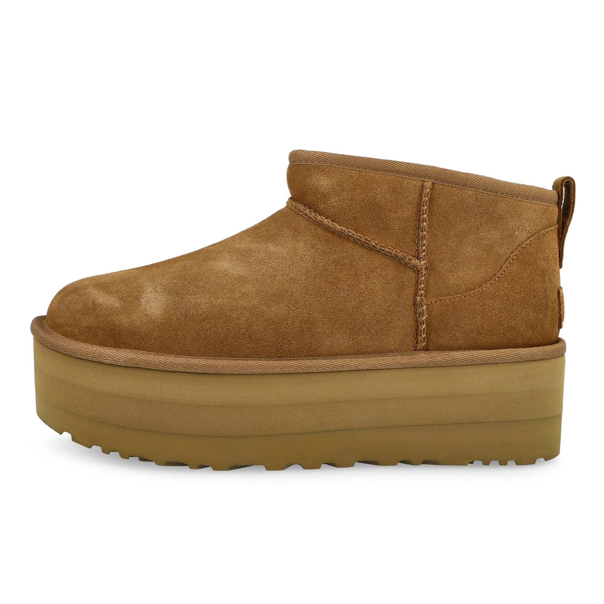 UGG  W Classic Ultra Mini Platform Chestnut Boots 1135092-CHE Detail View 1 | GATE

