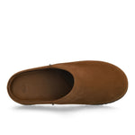 UGG Otzo Clog Dark Chestnut Slides 1175209 Detail View 5 | GATE
