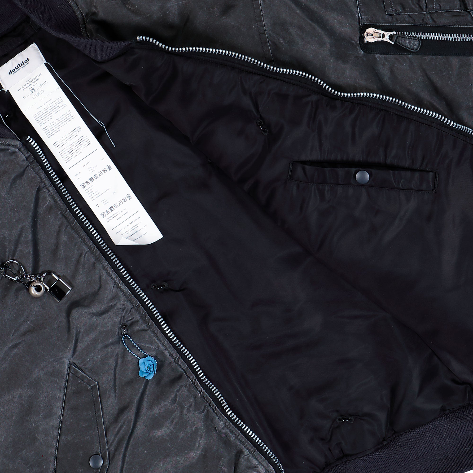 ジャケット・アウター KEY CHAIN DECORATED BOMBER JACKET / GRY KEY CHAIN DECORATED BOMBER JACKET / GRY