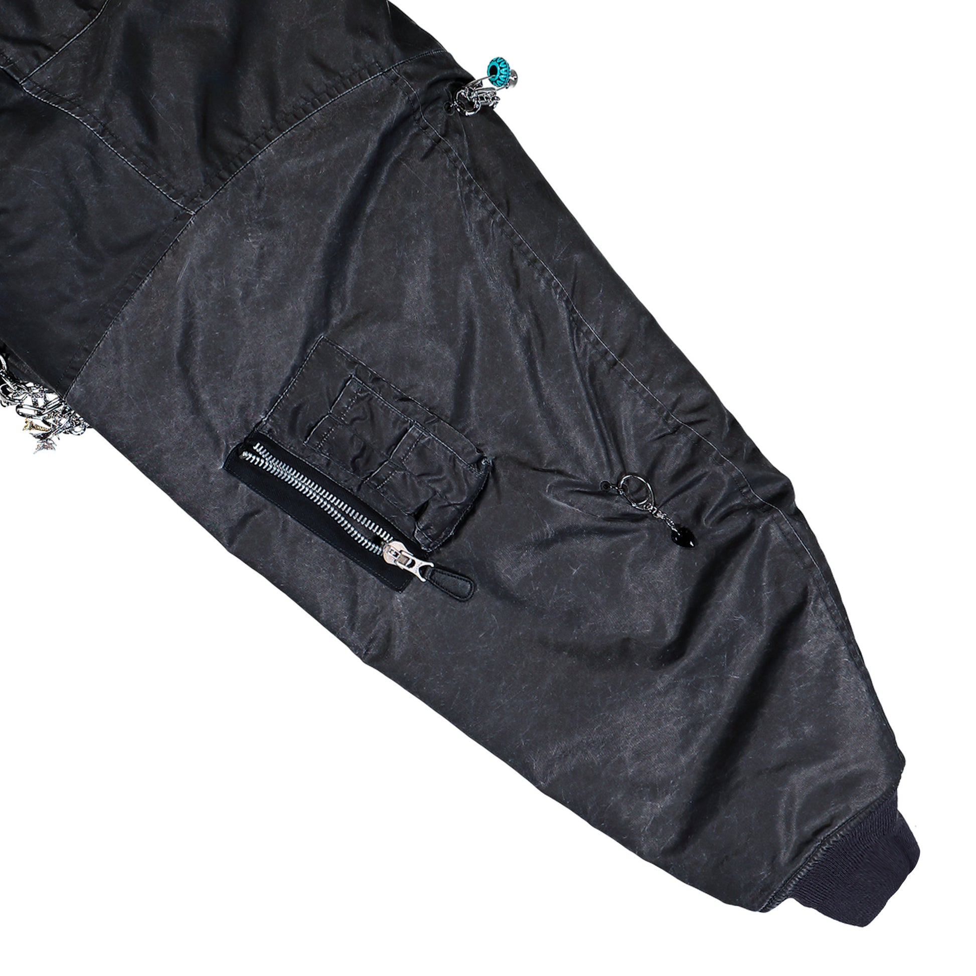 Doublet Key Chain Decorated Bomber Jacket Grey Jackets 25AW18BL223 Detail View 6 | GATE