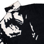 Doublet Graffiti Jacquard Knit Pullover White / Black Sweatshirts 25AW63KN190 Detail View 3 | GATE