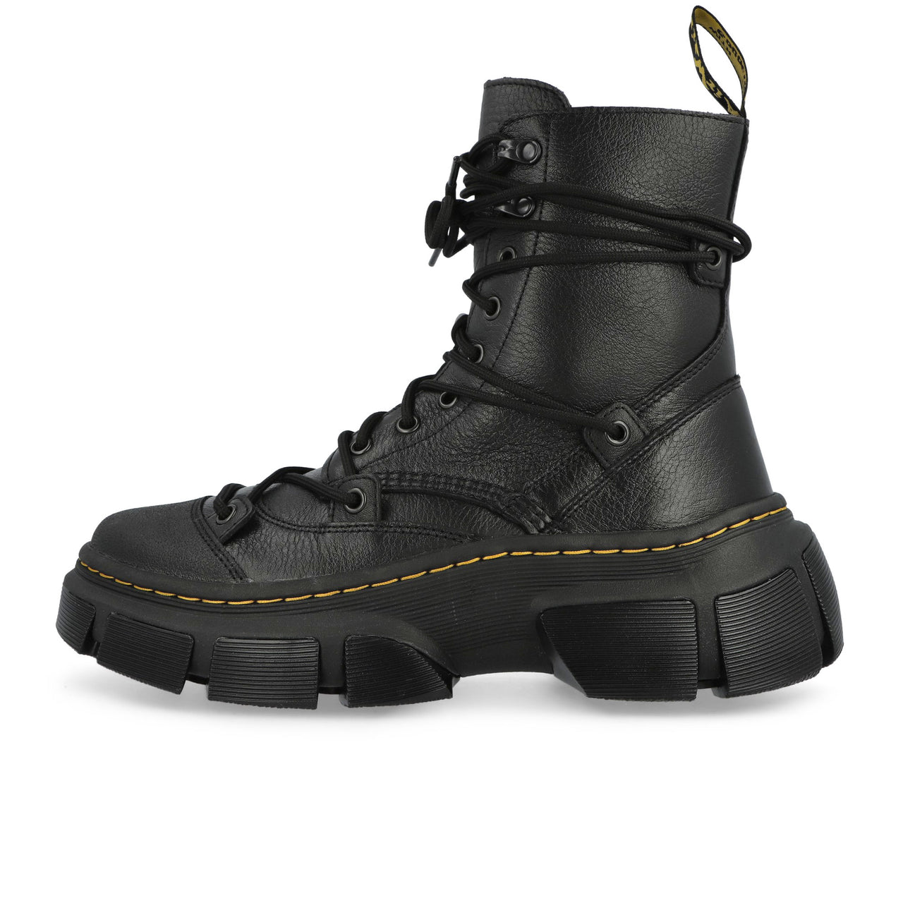 Dr. Martens DMXL Lace Black Boots 41646001 Detail View 1 | GATE
