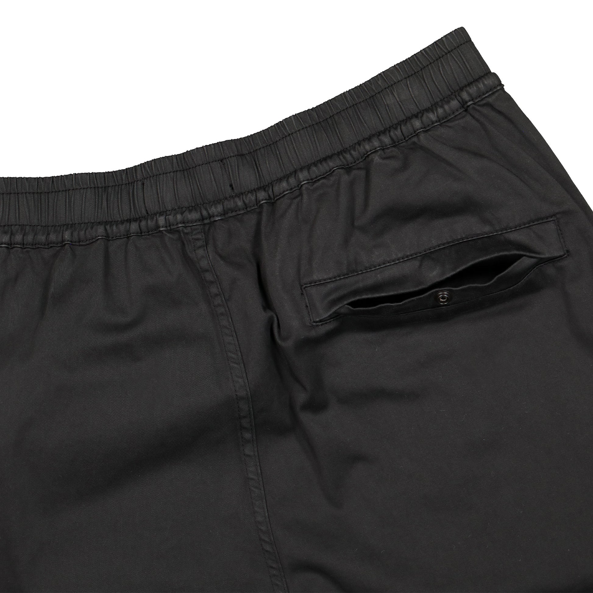 Stone Island Bermuda Shorts Black Shorts 7415L06F2.V0029 Detail View 4 | GATE