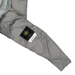 Stone Island Nylon Metal Watro Primaloft®-TC Parka Pearl Grey Parka 771570919.V0061 Detail View 5 | GATE