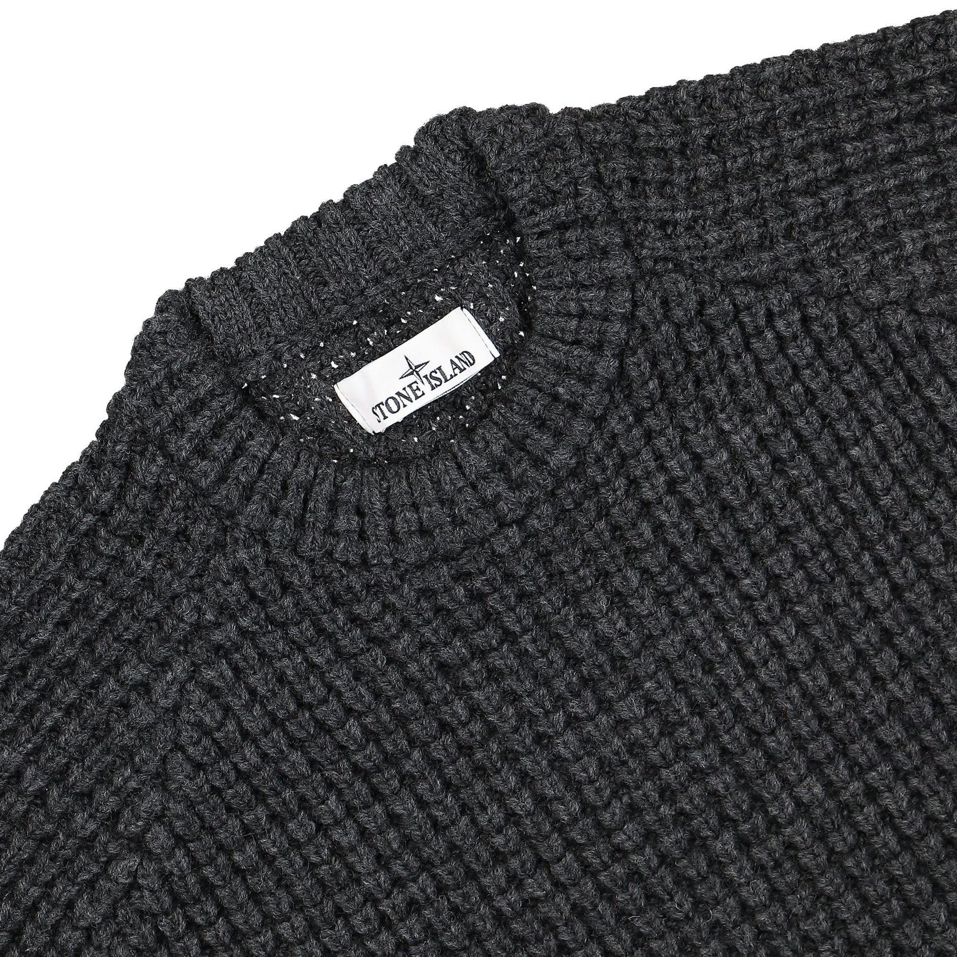 Stone Island Crewneck Knit Grey Detail view 3 | Gate