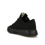 Maison Mihara Yasuhiro Peterson 23 Low Black Sneaker Detail view 3 | Gate