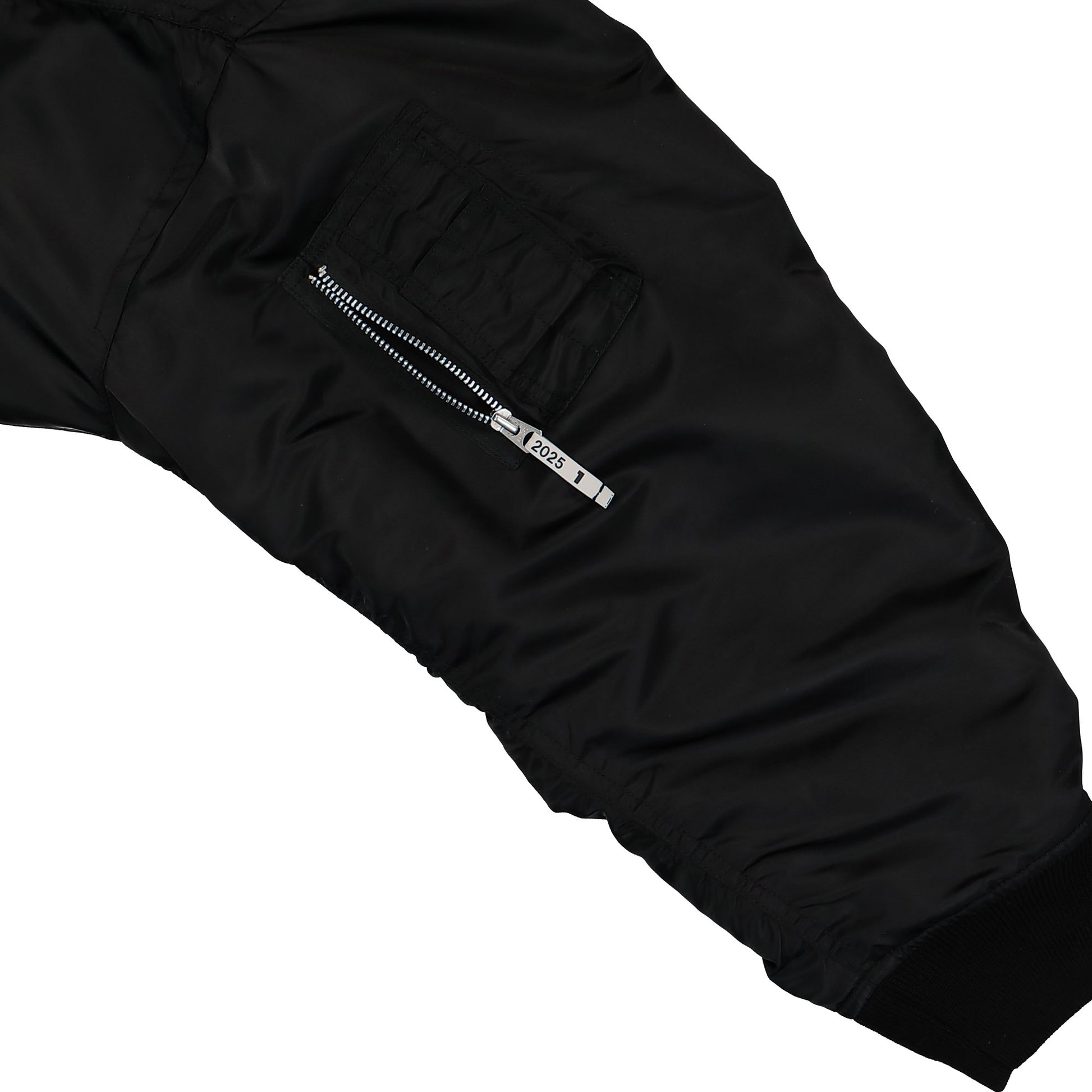 Maison Mihara Yasuhiro Triple Layered Flight Jacket Black Detail view 5 | Gate