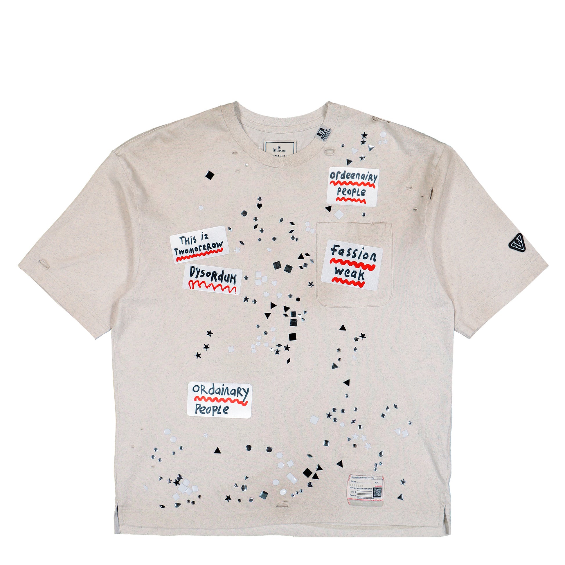 Maison Mihara Yasuhiro Embellished Sticker Tee White T-Shirt A16TS592 Detail View 1 | GATE
