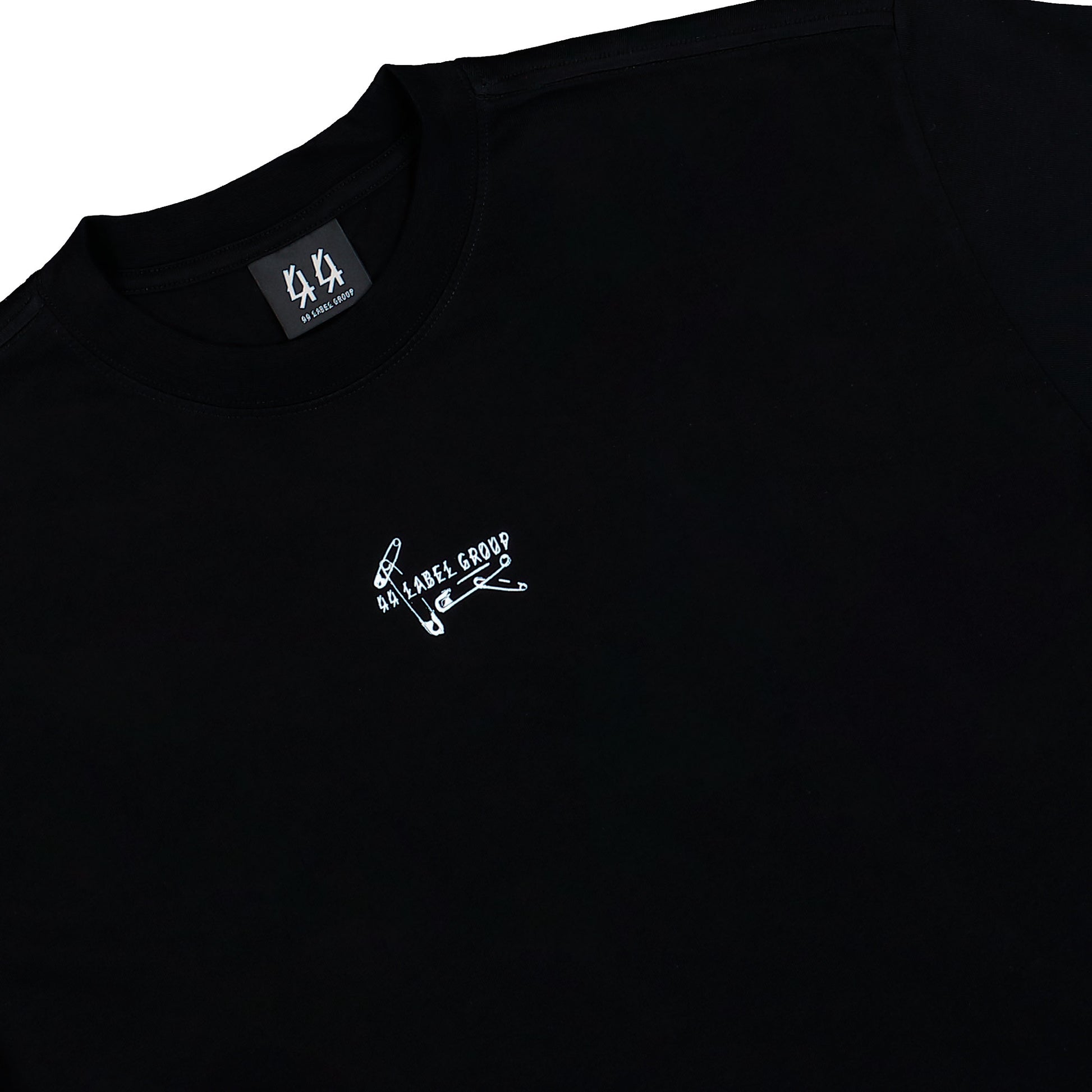 44 Label Group Pins Tee Black + Pins Dirty White T-Shirts B0030556-FA706-P783 Detail View 3 | GATE