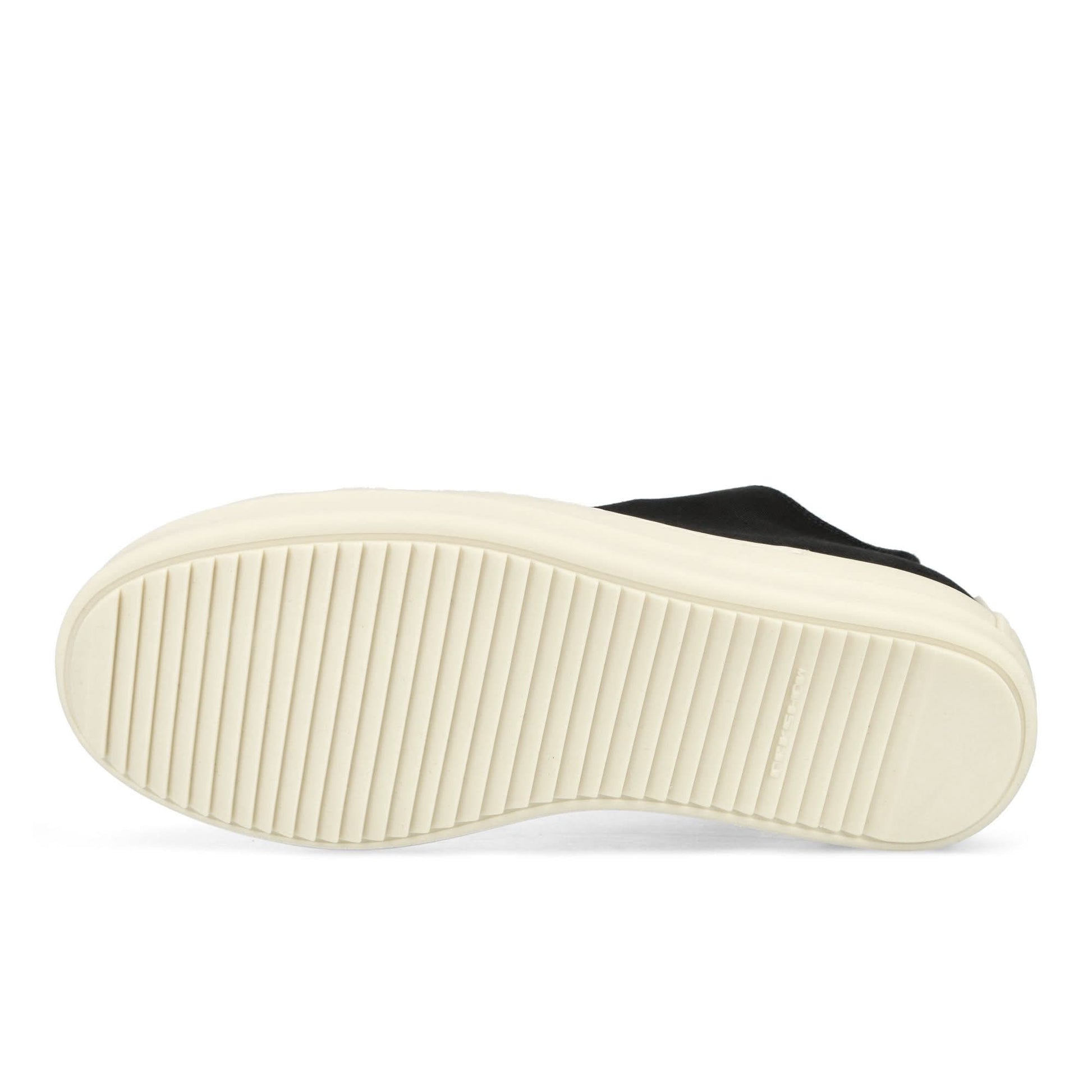 Rick Owens Low Sneaks Black Sneaker Detail view 6 | Gate