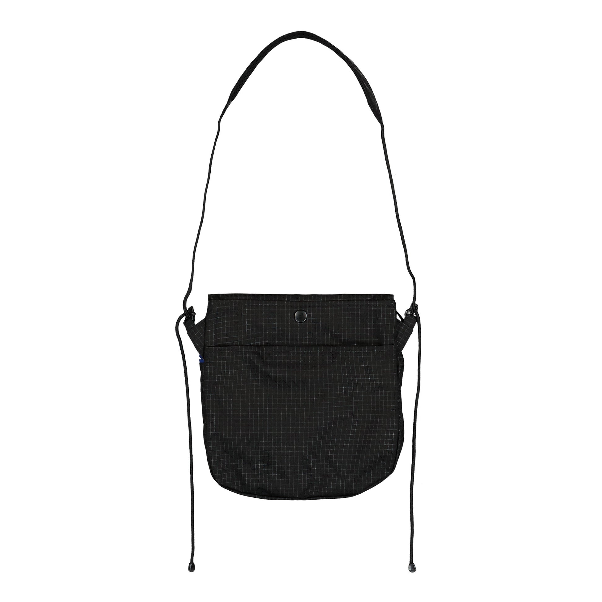 Études Studio Cayl Crossbody Bag Black Detail view 3 | Gate
