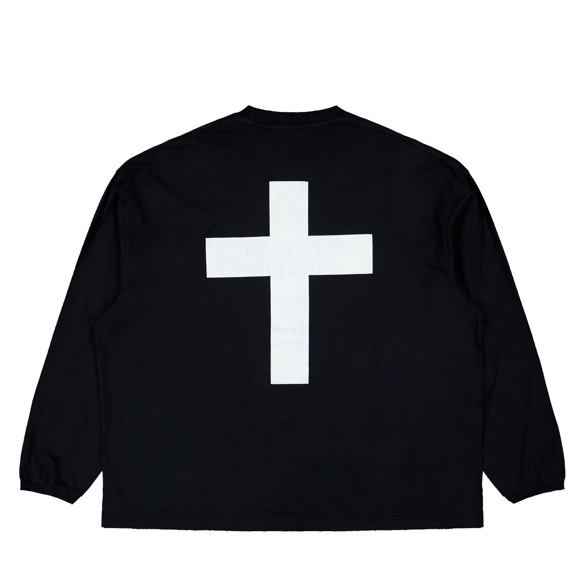 032c Fainting Cross Oversized Longsleeve Washed Black Longsleeves F25-URC-0271-050 Close-up | Overkill
