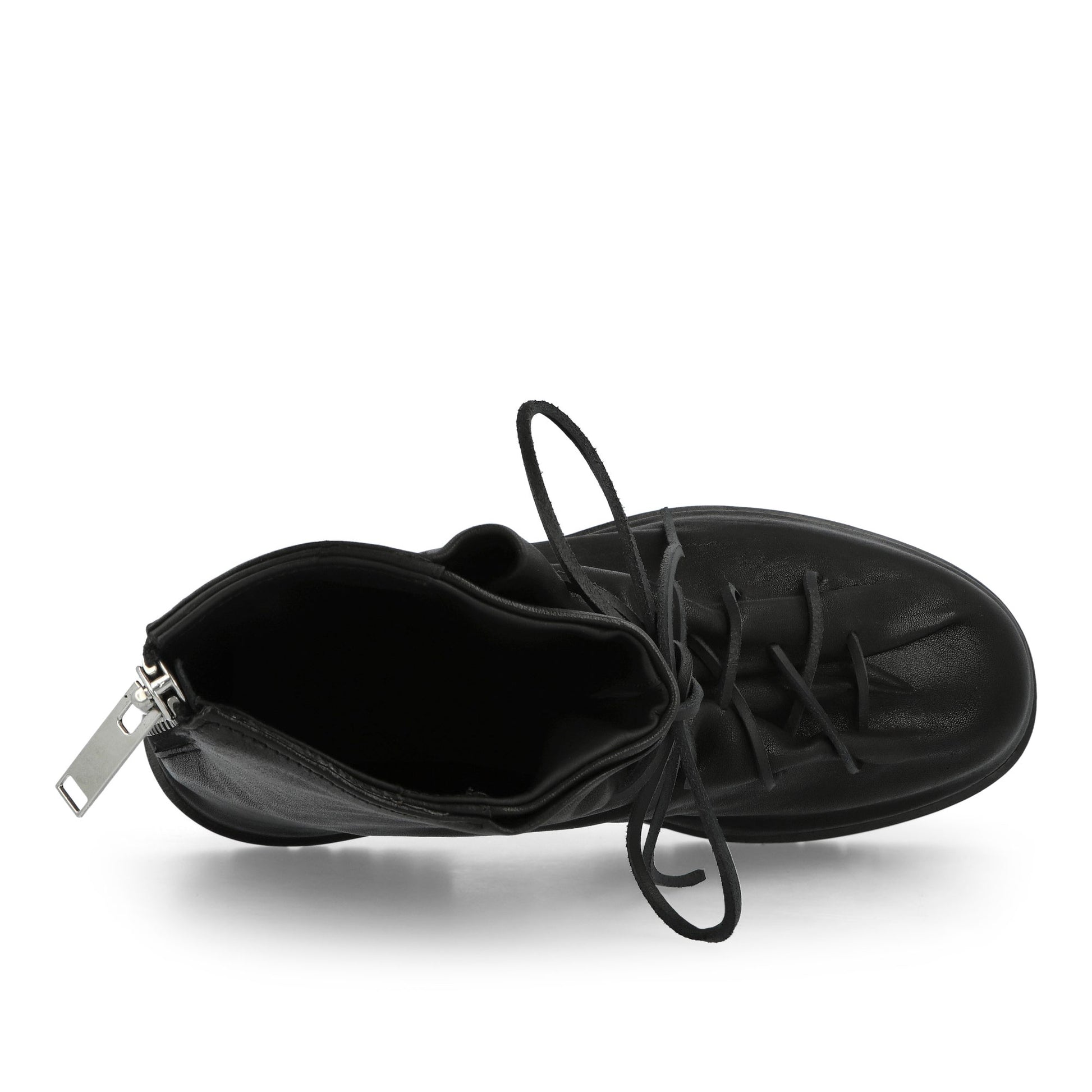 424 Laced Up Marathon Boot Black Boots FFF5MQ54AP PE001 999 / Black Detail View 5 | GATE
