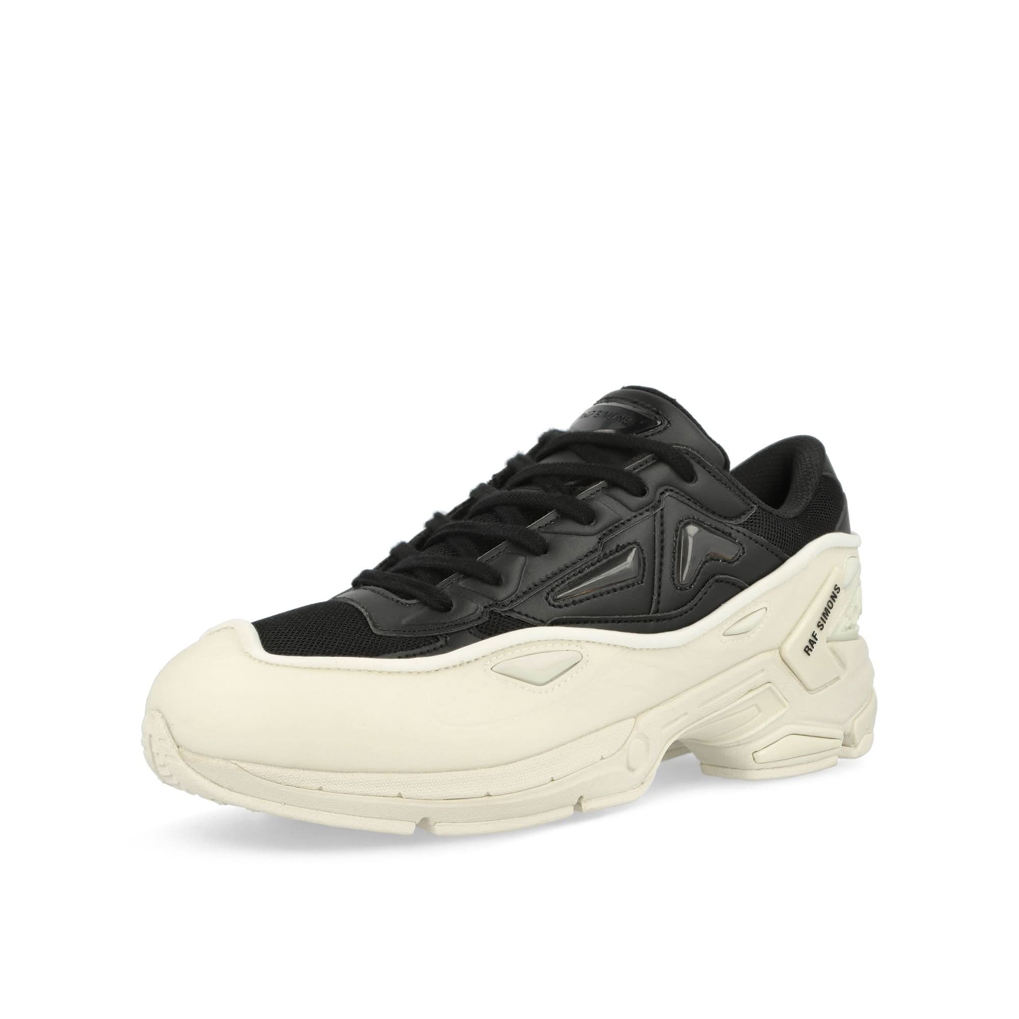 Raf Simons Black Pharaxus Sneakers Raf Simons (RUNNER) Pharaxus