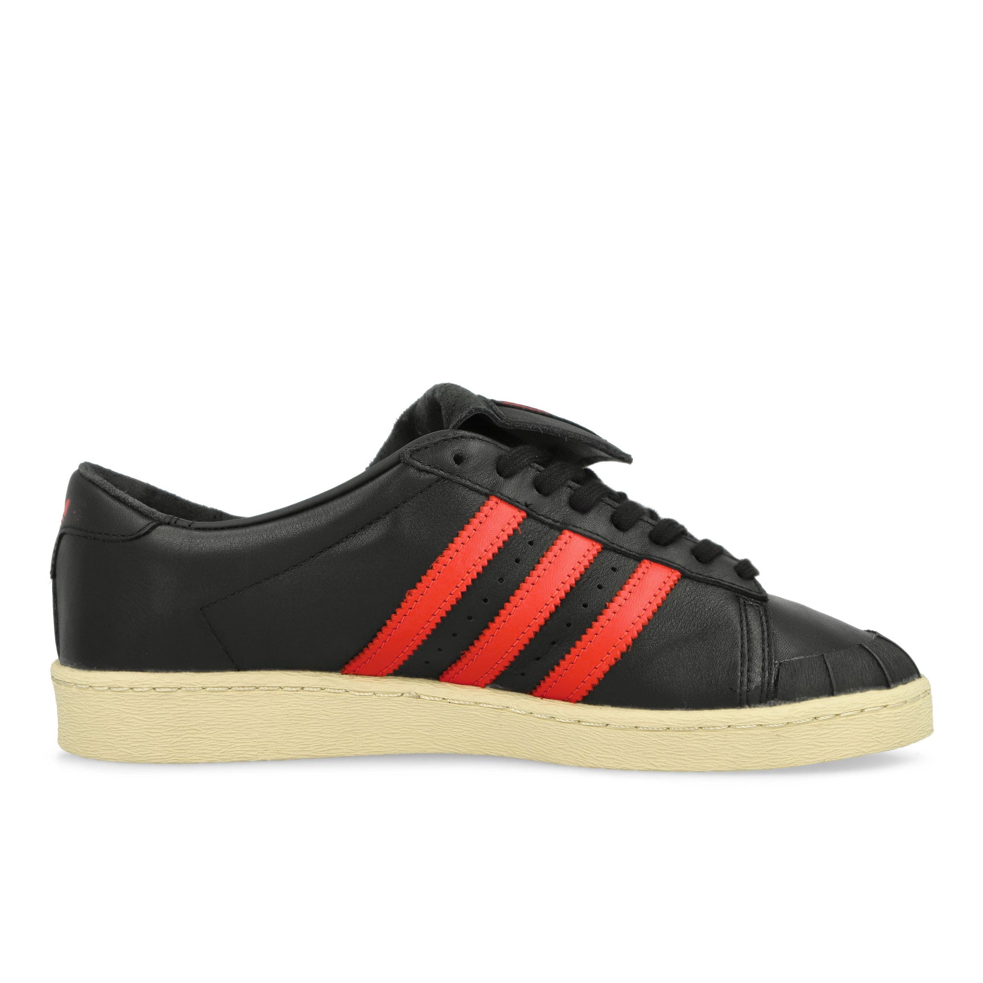 adidas Jabbar Low Black Sneaker Detail view 2 | Gate