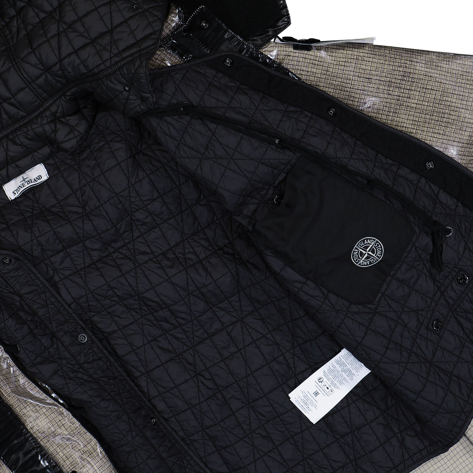 Stone Island Hooded Parka With Prismatic Effect And Padded Lining Pearl Grey Parkas K2S154100079-S0237 V0061 Detail View 7 | GATE