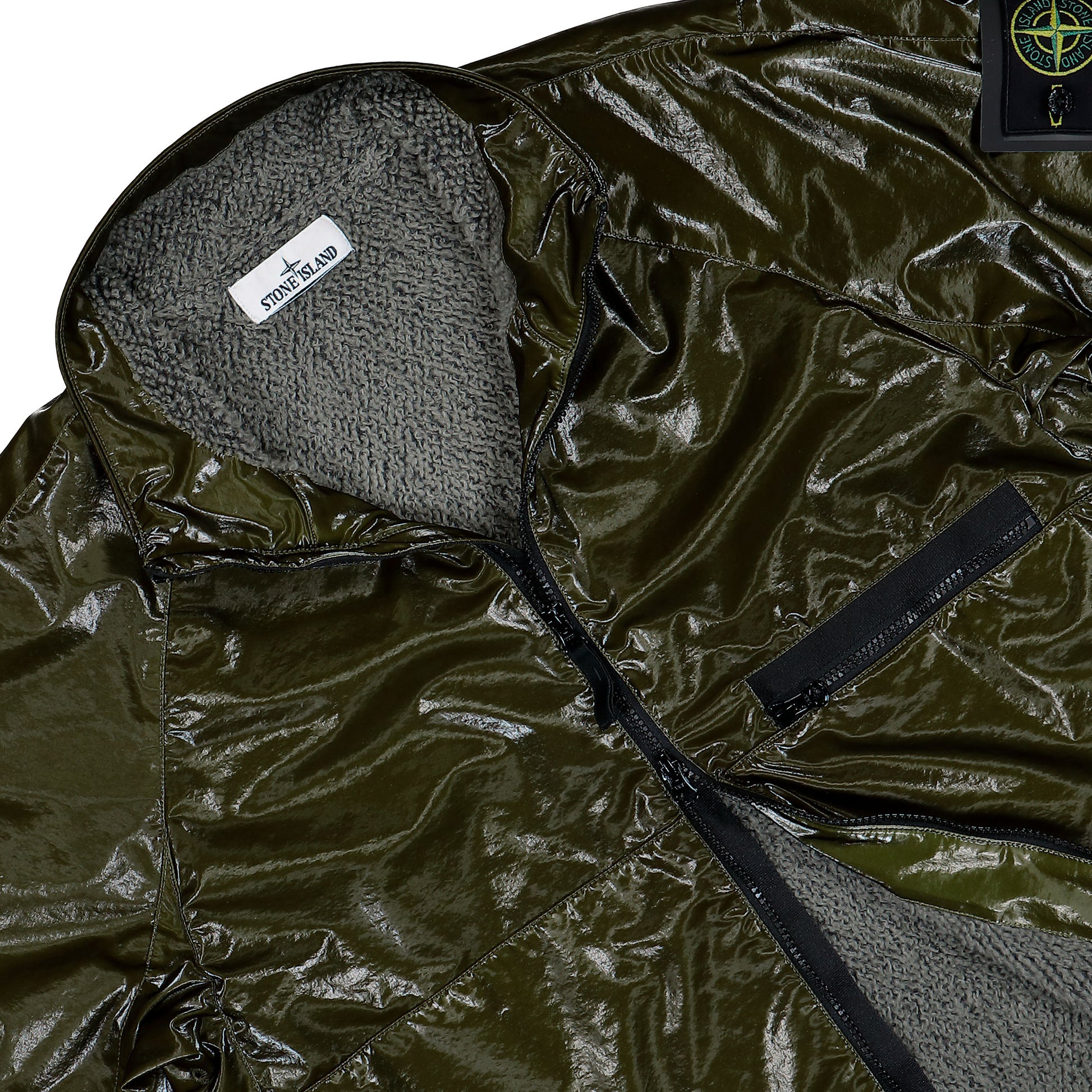 Stone Island Shiny Stretch Nylon-TC Jacket Military Green Jackets K2S15Q100025-S0225 V0054 Detail View 3 | GATE