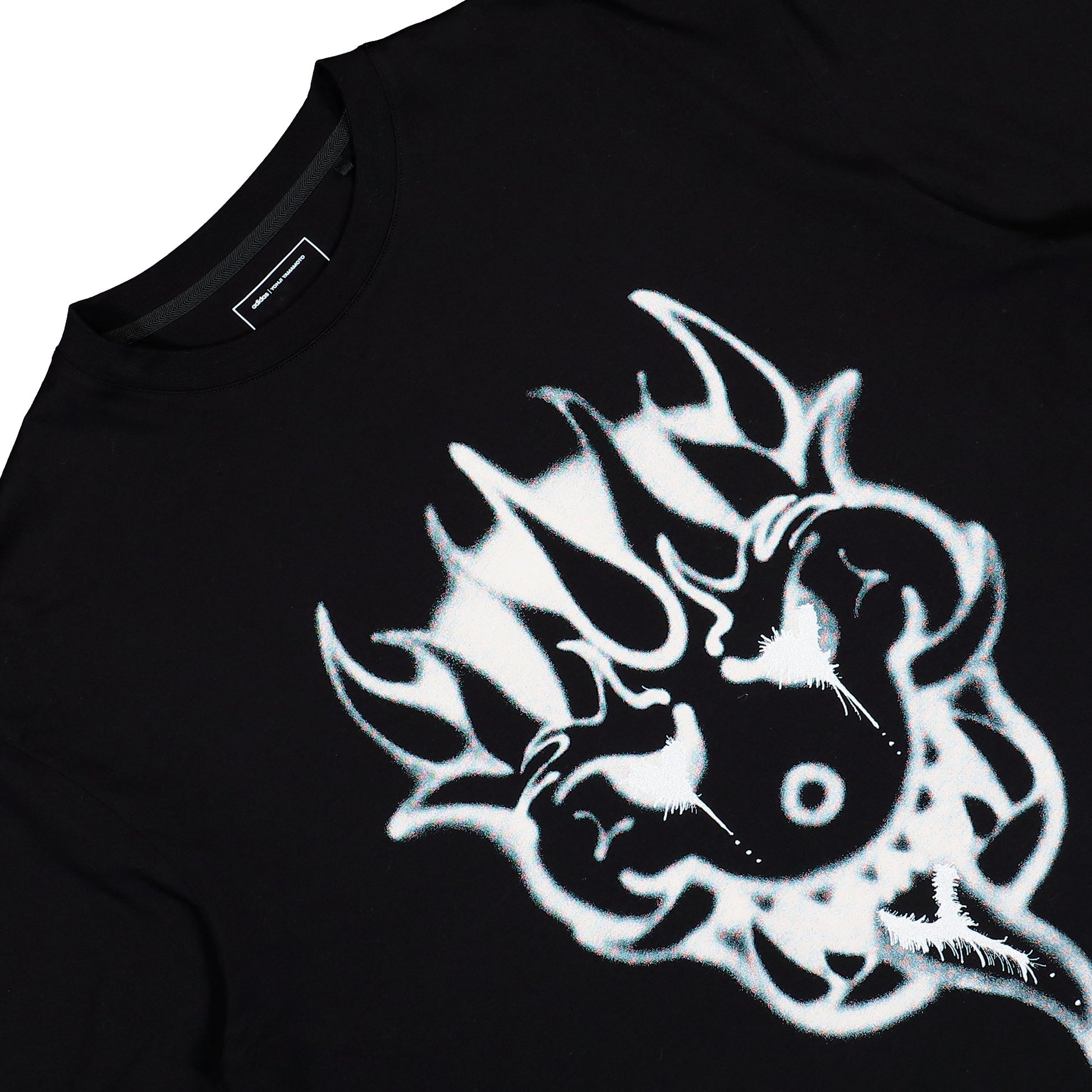Y-3 Chito Graphic SS Tee Black T-Shirts KQ8596 Detail View 3 | GATE