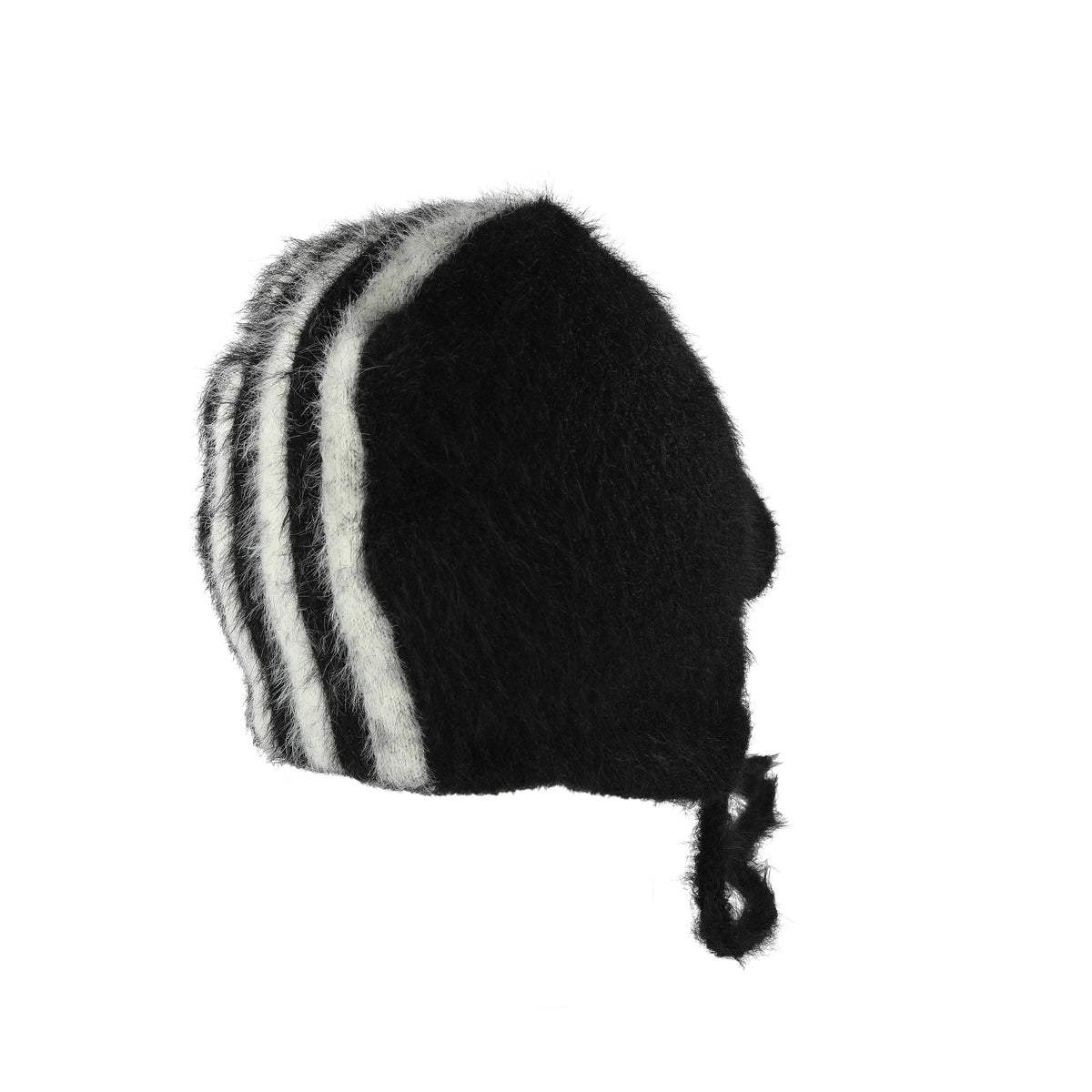 Y-3 Stripes Bonnet Hat Black caps KV2908 Detail View 5 | GATE
