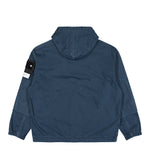 Stone Island Light Bull Denim Indigo-TC Short Parka Indigo  Parka L1S144100003-S0J18 V0021 Detail View 2 | GATE
