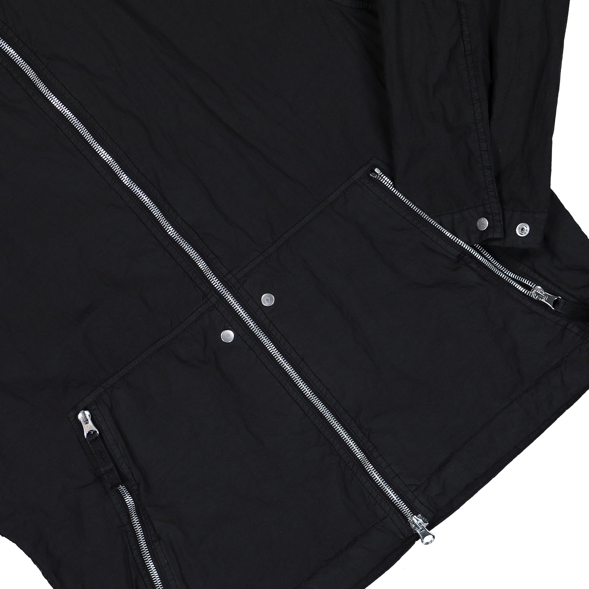 Stone Island Nylon Metal Watro Short Parka Black  Jackets L1S154100119-S0020 V0029  Detail View 4 | GATE
