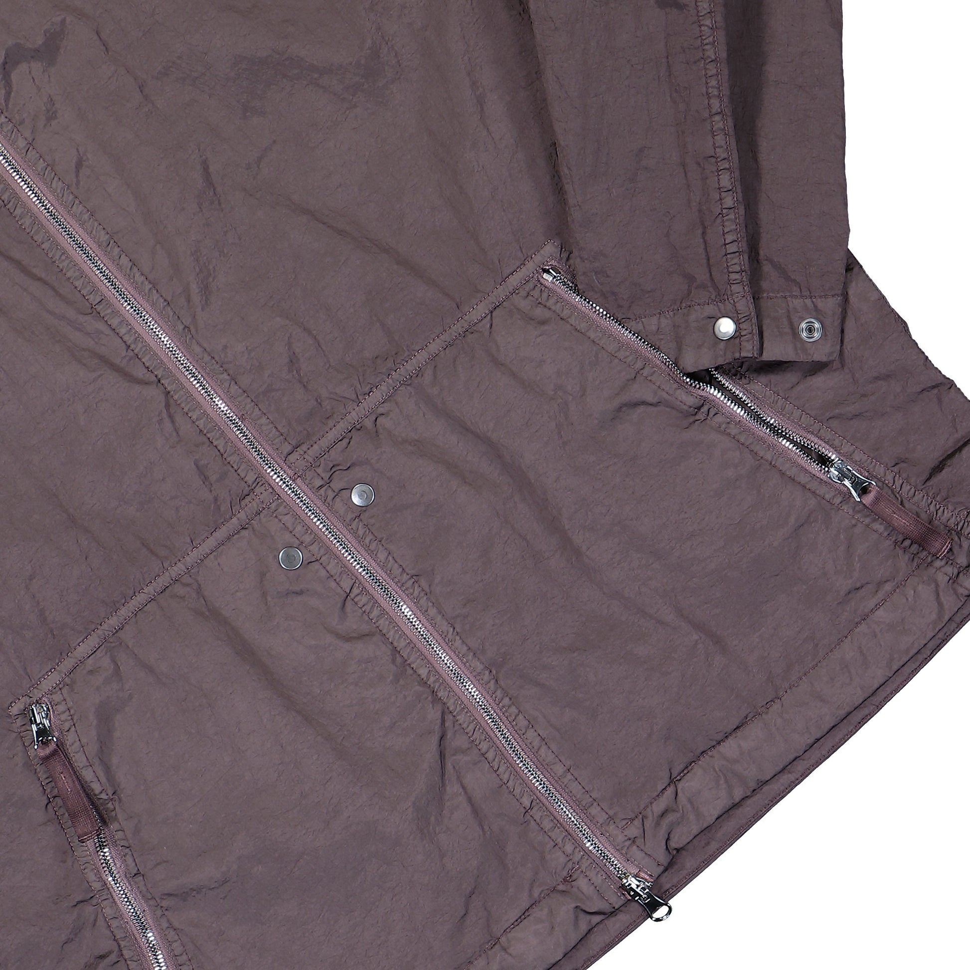 Stone Island Nylon Metal Watro Short Parka Purple Grey Jackets L1S154100119-S0020 V008F Detail View 4 | GATE
