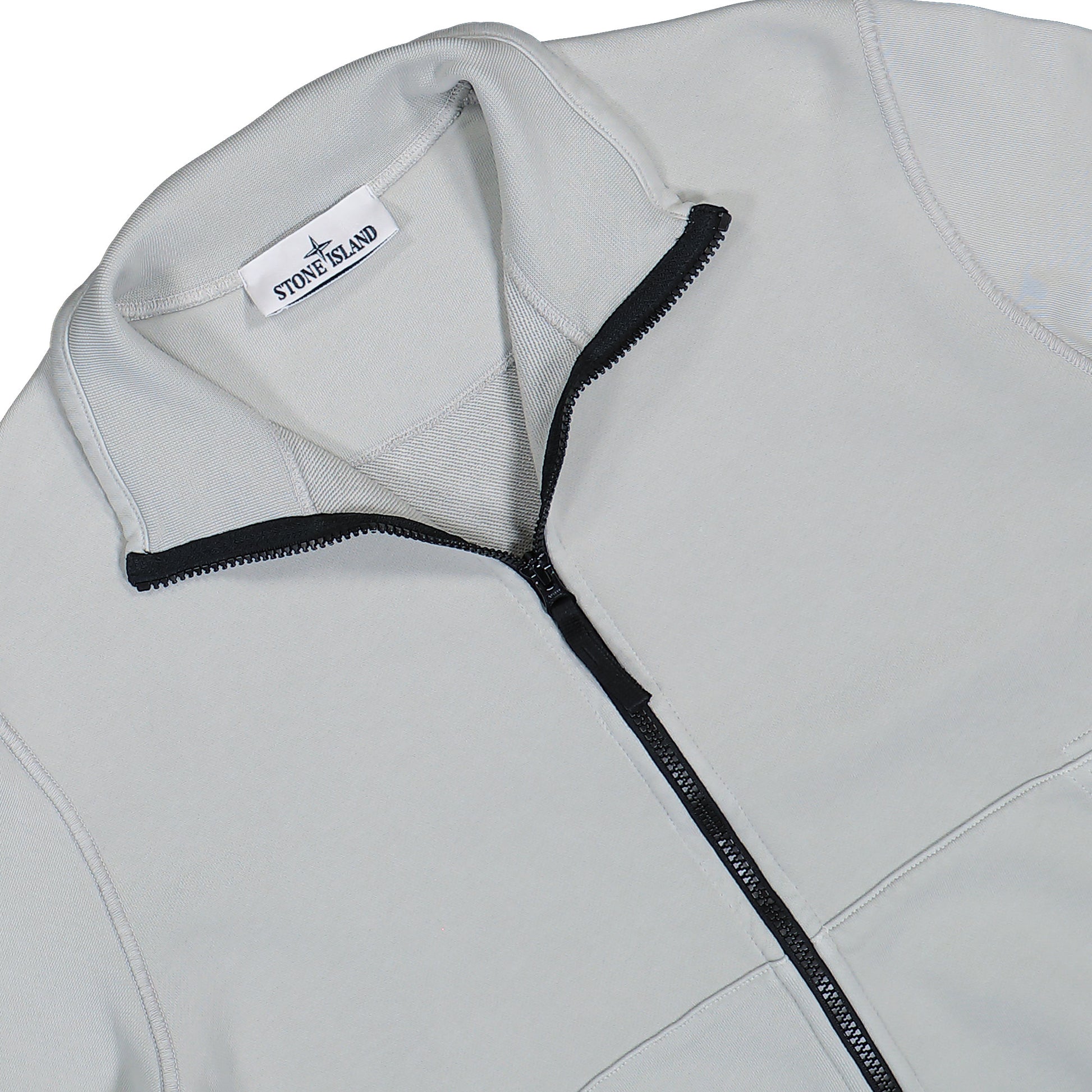 Stone Island Organic Cotton Fleece Zip Up Cardigan Pearl Grey Tracksuit Tops L1S156100063-S0051 V0061 Detail View 3 | GATE
