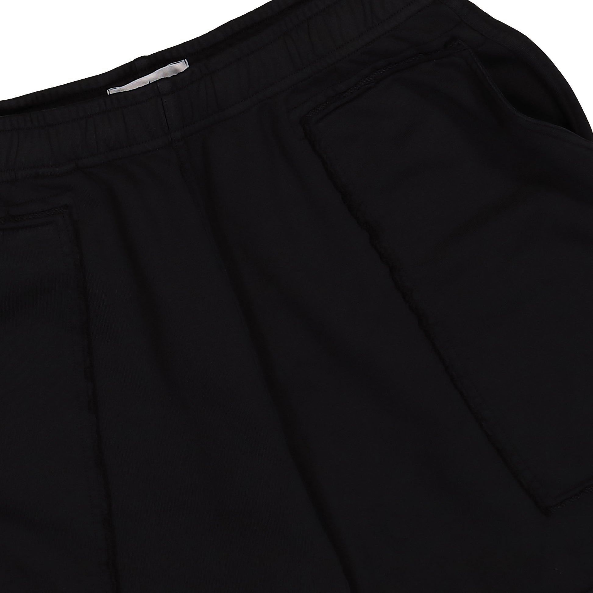 Stone Island Organic Cotton Fleece Shorts Black  Shorts L1S156200022-S0051 V0029 Detail View 4 | GATE
