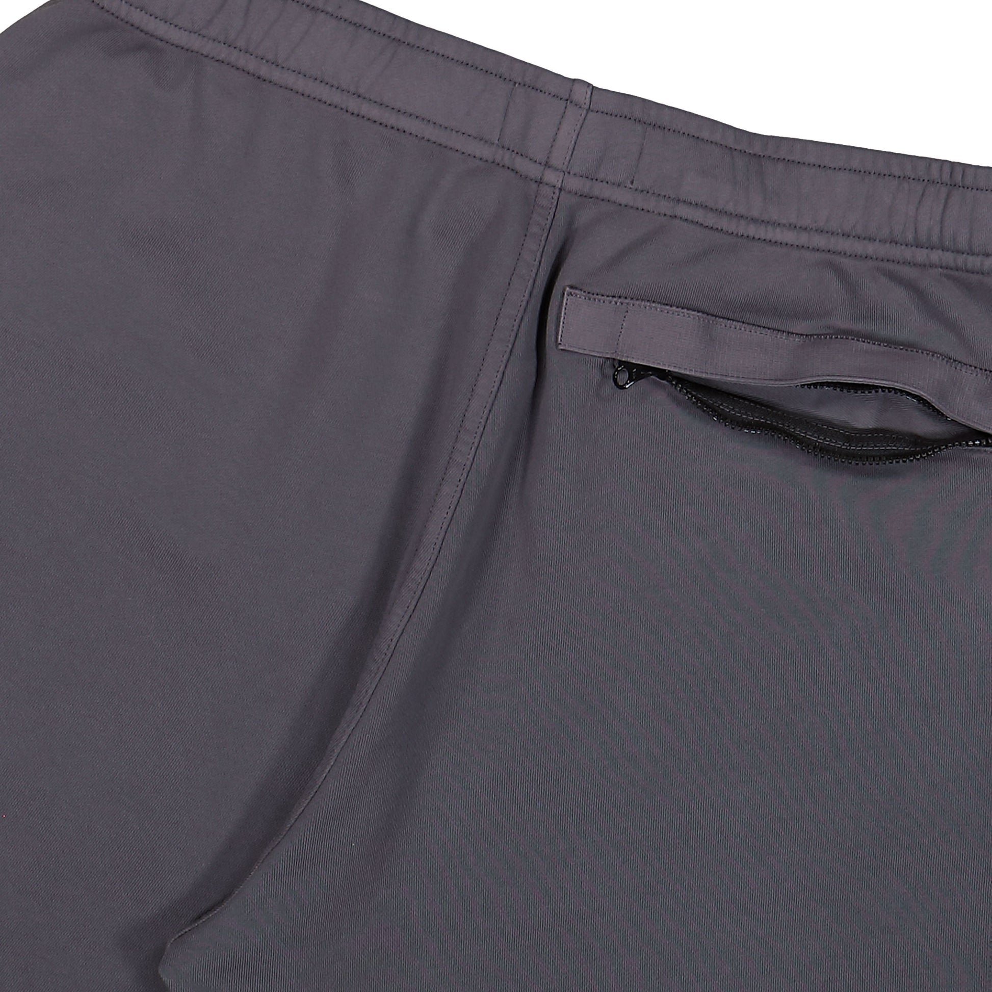 Stone Island Organic Cotton Fleece Shorts Blue Grey Shorts L1S156200022-S0051 V002D Detail View 5 | GATE
