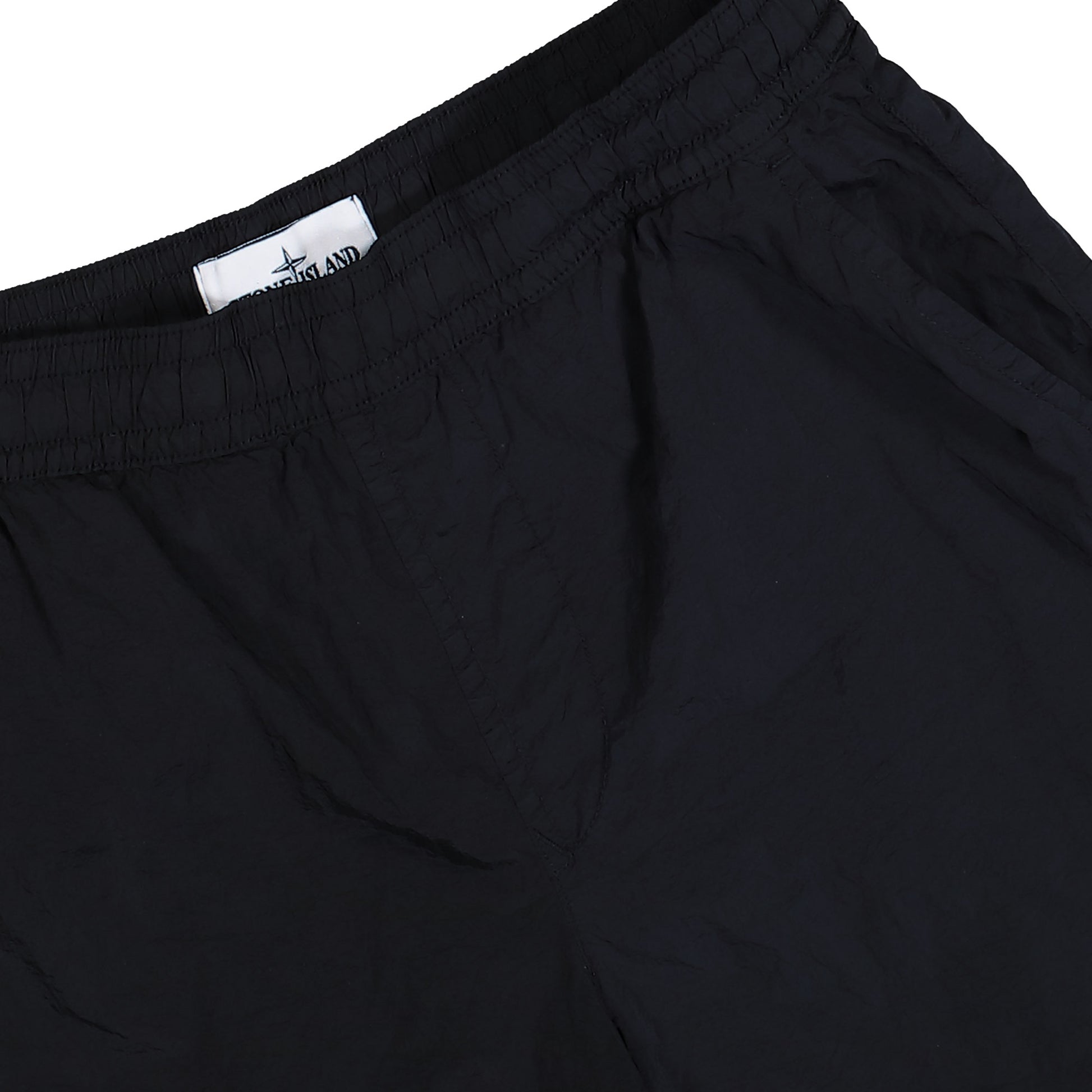 Stone Island Nylon Metal In Econyl Shorts Black  Shorts L1S15B100004-S0043 V0029 Detail View 4 | GATE

