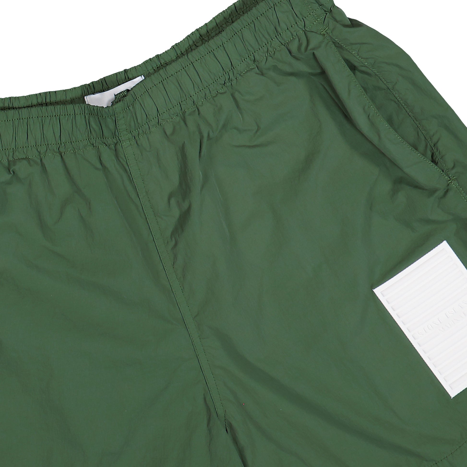 Stone Island Marina Logo Patch Shorts Green  Shorts L1S15B100005-S0X29 V005I Detail View 4 | GATE
