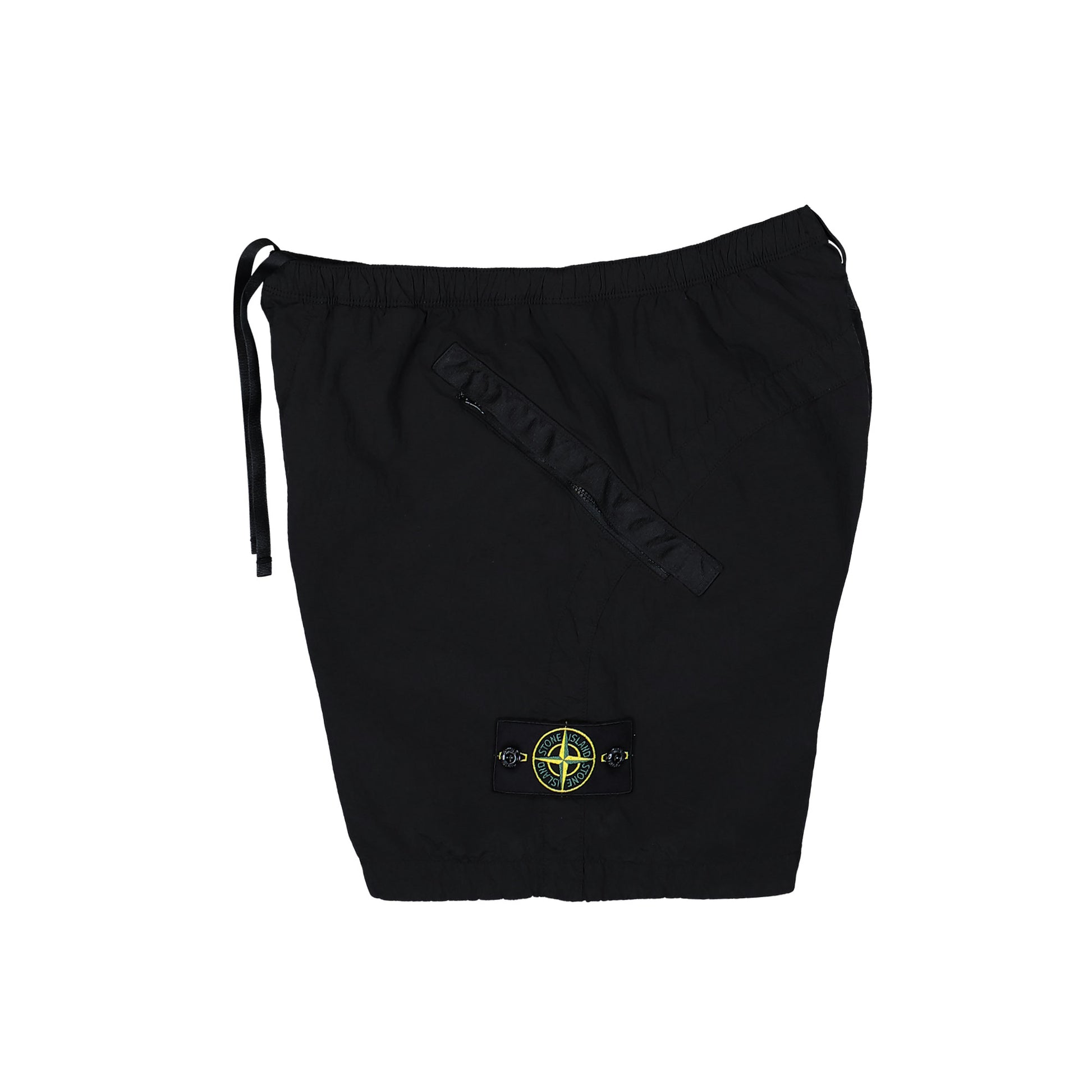 Stone Island Nylon Metal In Econyl Bermuda Shorts Black Shorts L1S15L100008-S0019 V0029 Detail View 3 | GATE
