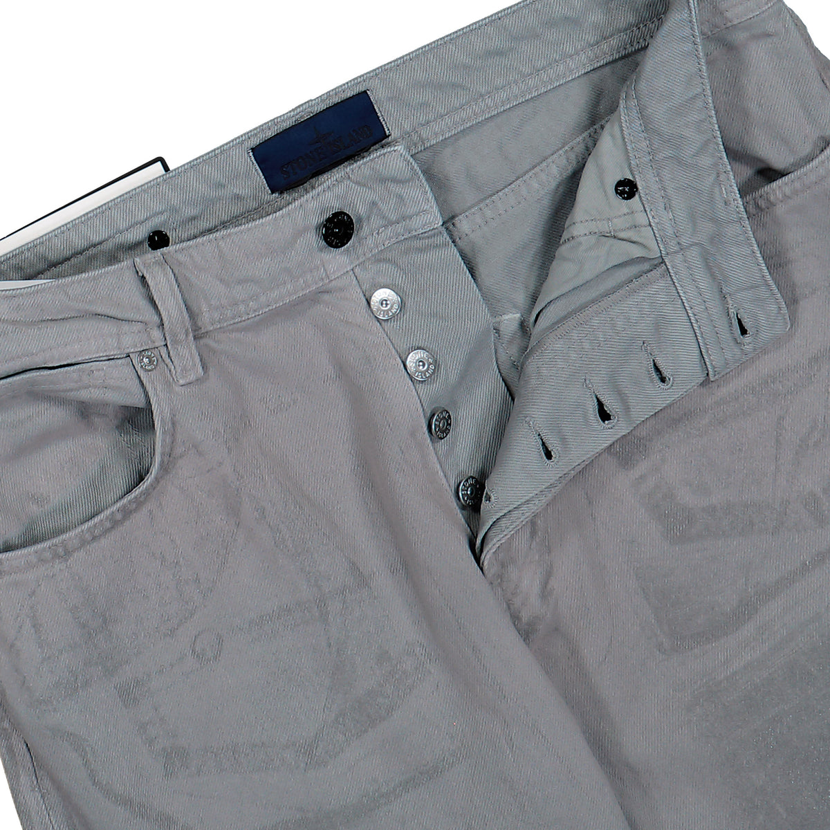 Stone Island Light Bull Denim-TC Reflective Lamination Jeans Grey Denim L2S14J100005-S0J28 V0060 Detail View 6 | GATE