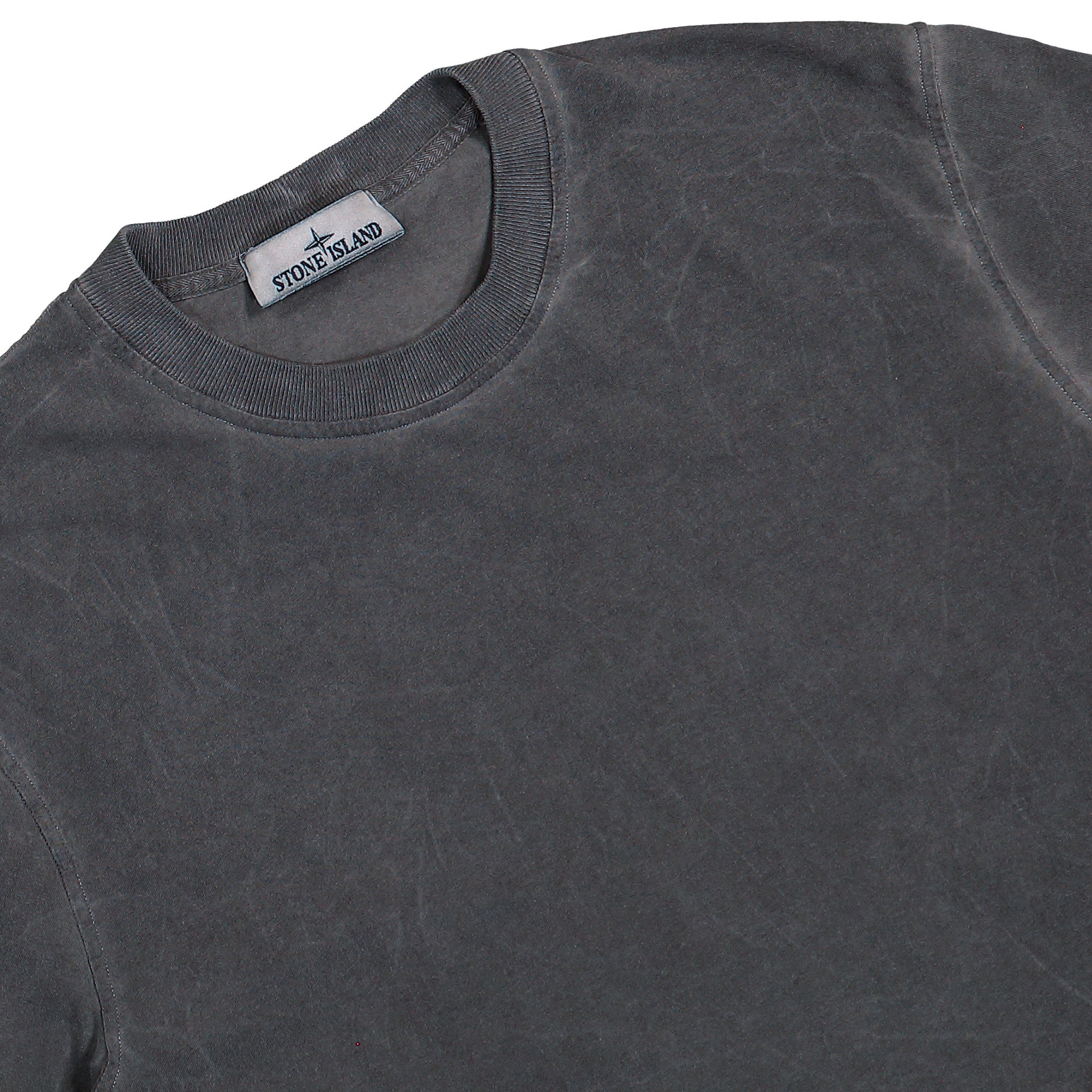 Stone Island Uneven Pigment Dyed T-Shirt Black  T-Shirts L2S152100024-S00V3 V0029 Detail View 3 | GATE
