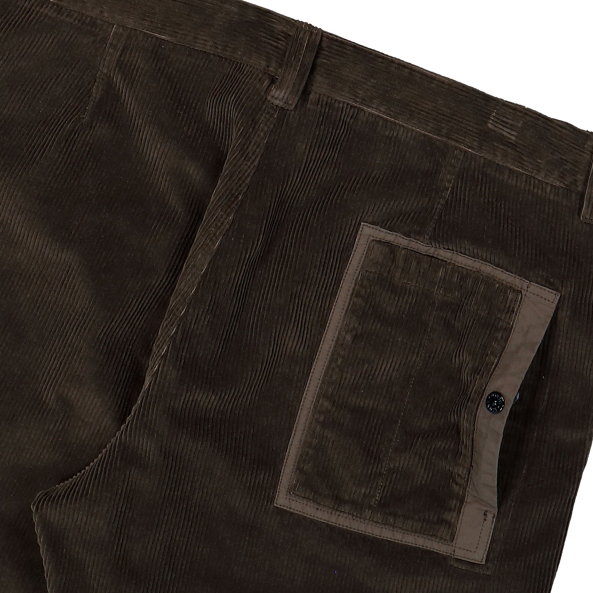 Stone Island Regular-Fit Chino Trousers With Contrast Pocket Coal Grey Pants L2S153100059-S0212 V0078 Detail View 5 | GATE