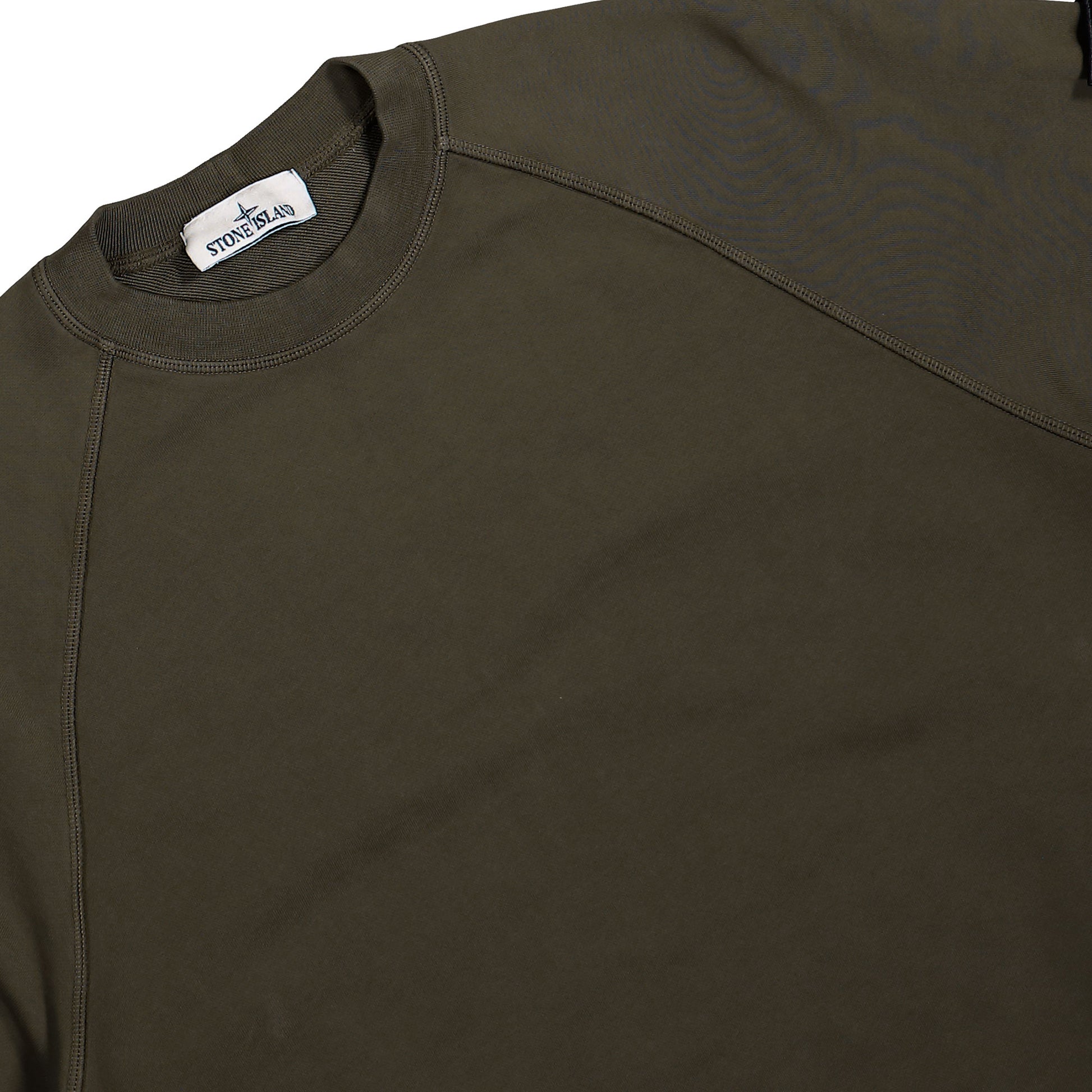 Stone Island Oversized Crewneck Sweatshirt With Raglan Sleeves Coal Grey Sweatshirts L2S156100008-S0051 V0078 Detail View 3 | GATE
