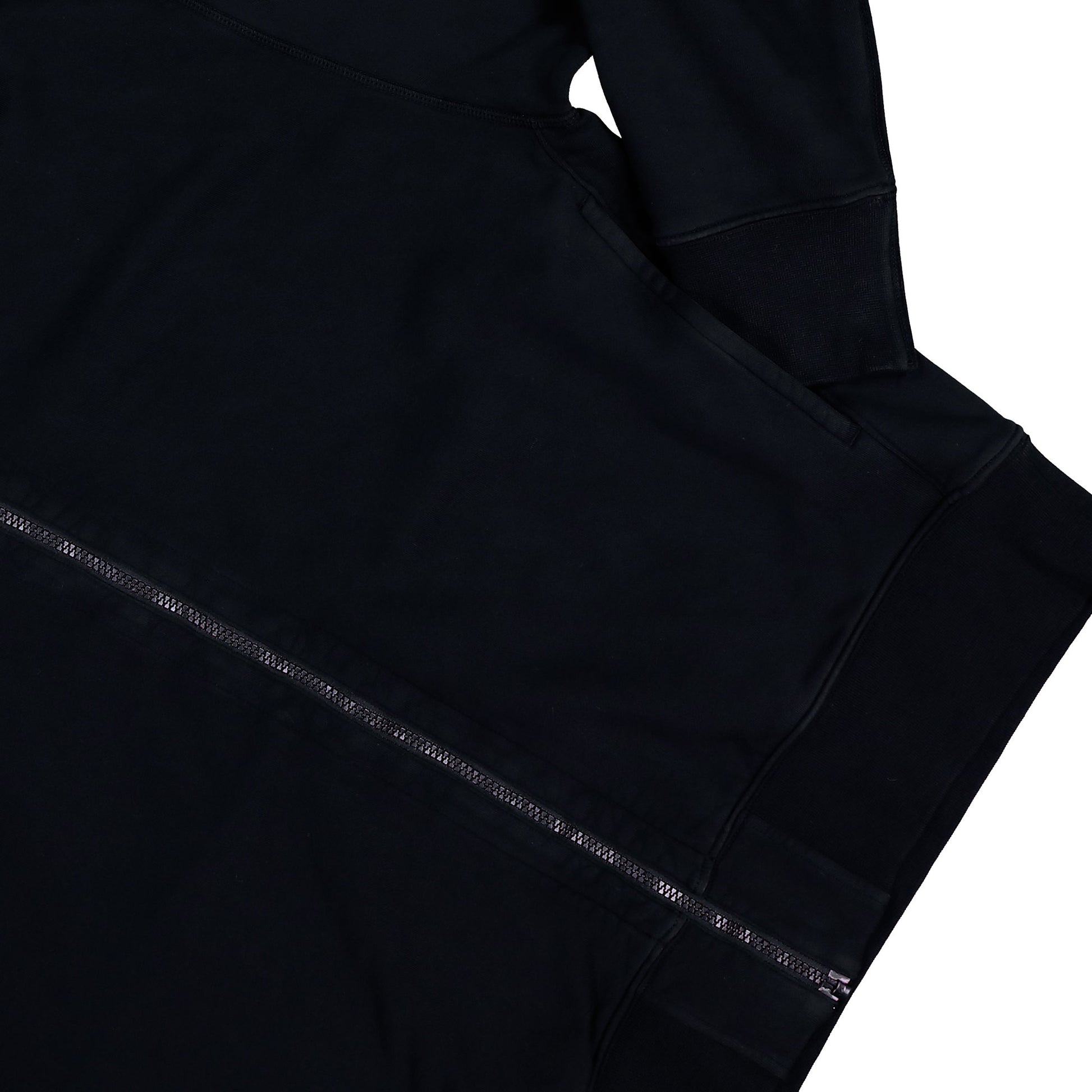 Stone Island Oversized Zip-Up Hooded Sweatshirt With Pockets Black Hoodies L2S156100009-S0051 V0029 Detail View 4 | GATE