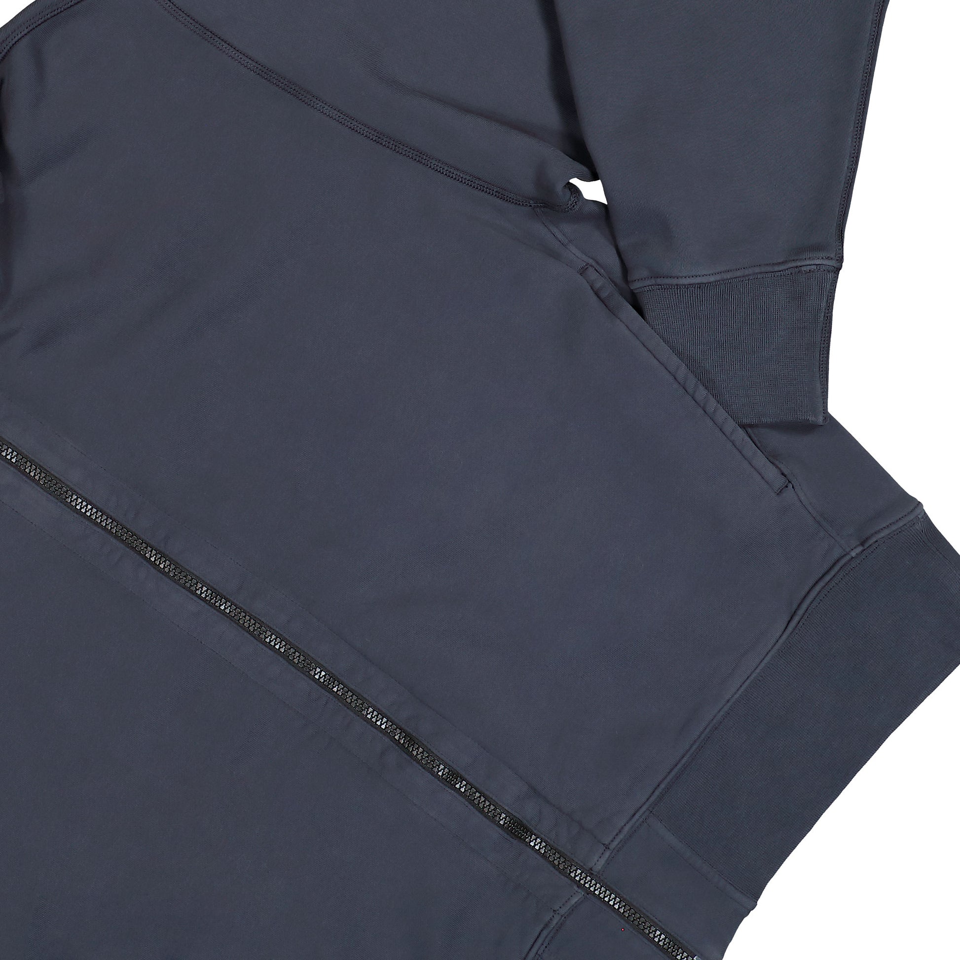 Stone Island Oversized Zip-Up Hooded Sweatshirt With Pockets Blue Navy Sweatshirts L2S156100009-S0051 V002A Detail View 4 | GATE