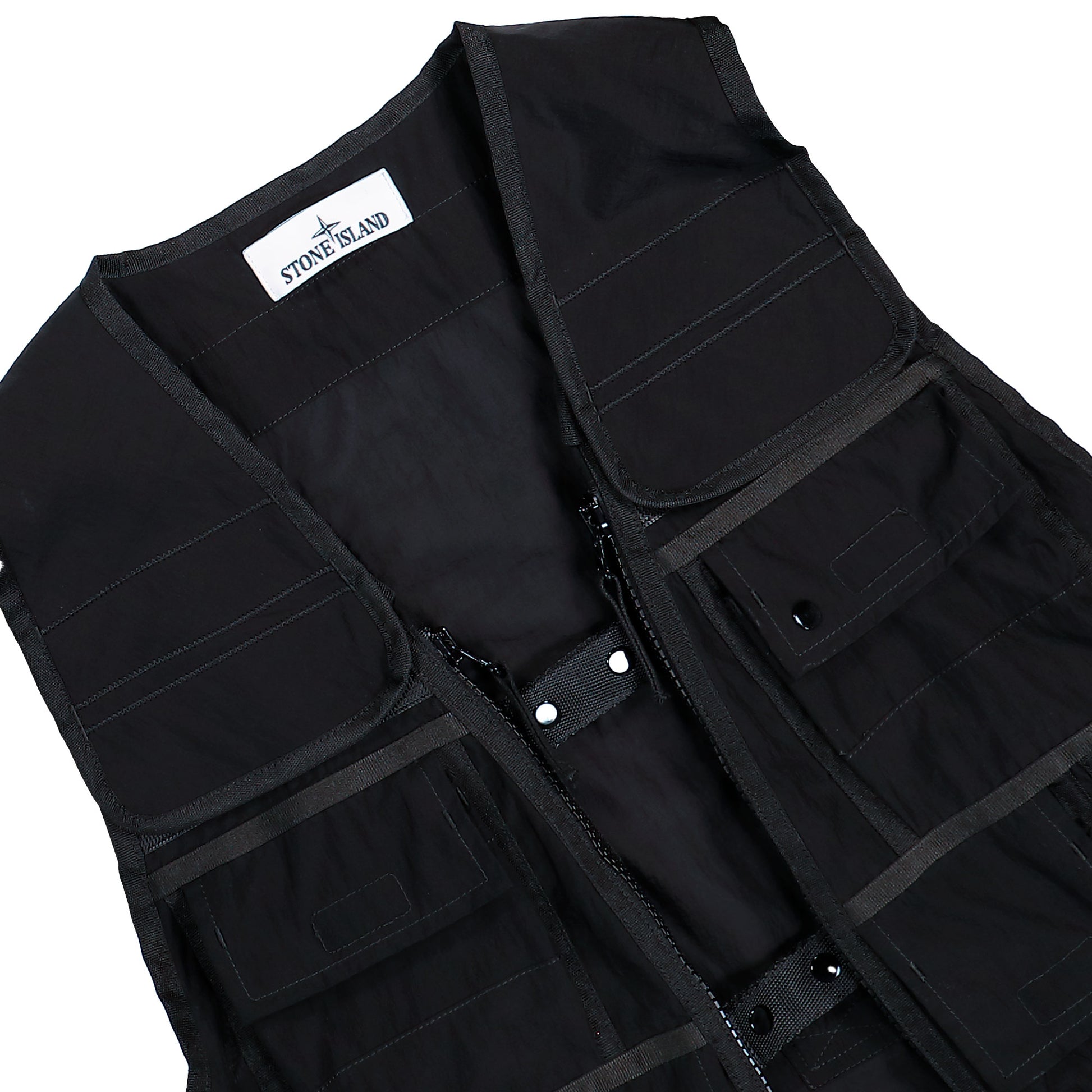 Stone Island Monofilament Organza Utility Vest With Pockets And Adjustable Belts Black Vests L2S15G100016-S0424 V0029 Detail View 3 | GATE
