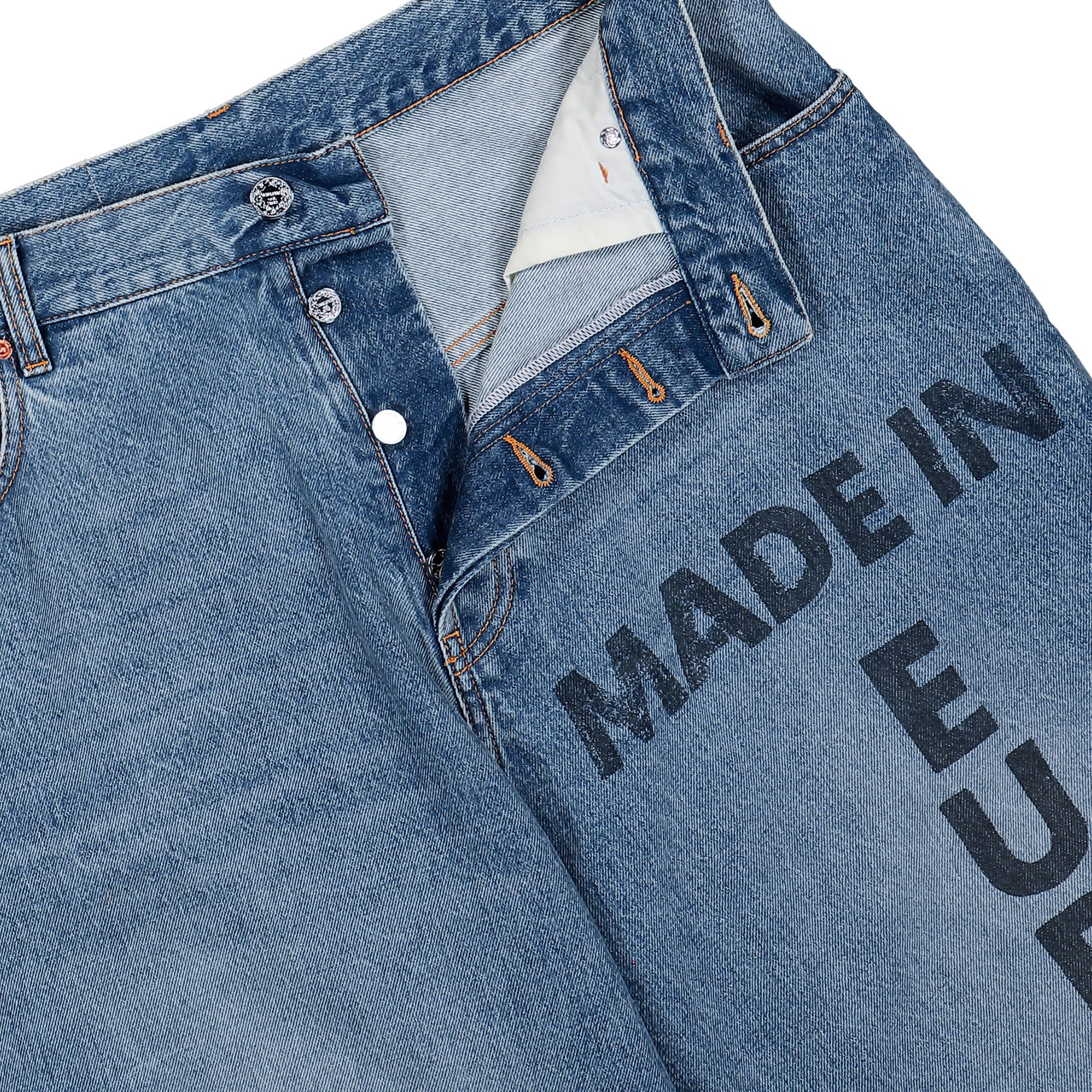VETEMENTS Made In Europe Jeans Blue Denim ME76DP087NE Detail View 4 | GATE
