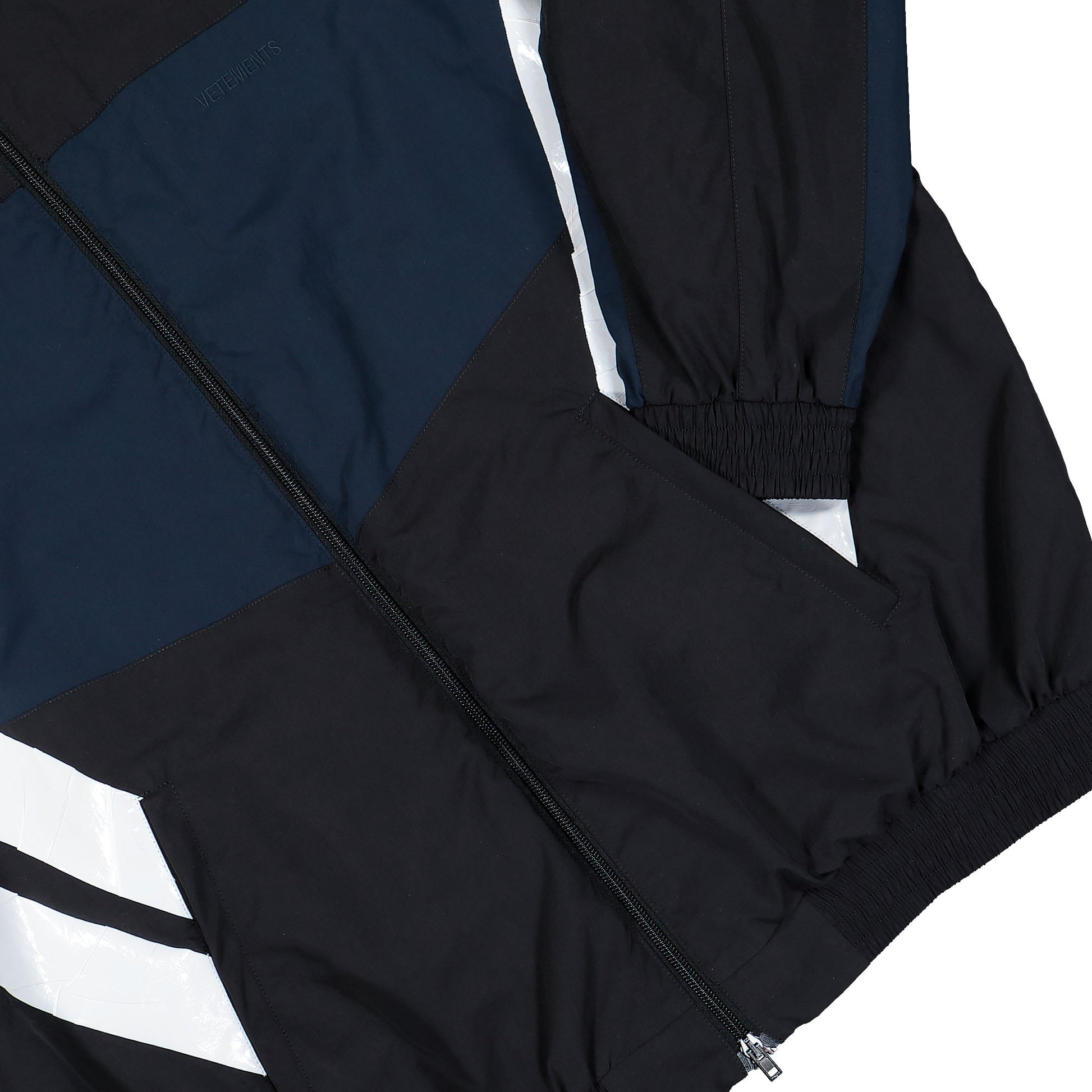 VETEMENTS Taped Tracksuit Jacket Black / Blue Tracksuit Tops ME76GJ113BN Detail View 4 | GATE