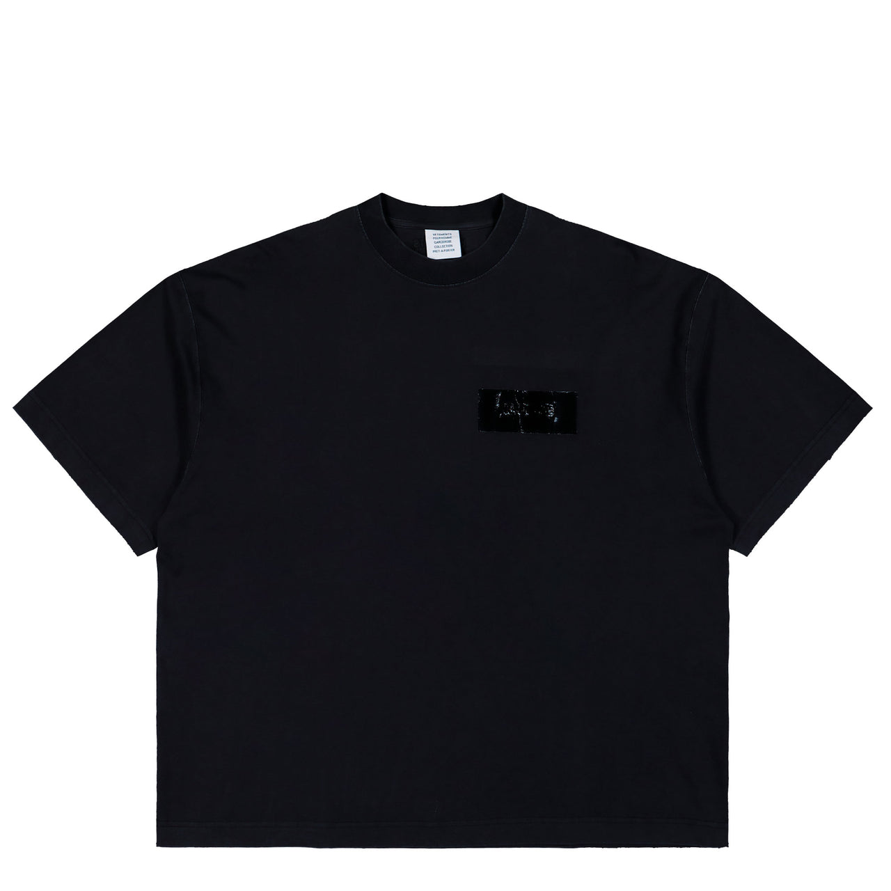 VETEMENTS Taped Logo T-Shirt Black T-Shirts ME76TR148B Detail View 1 | GATE